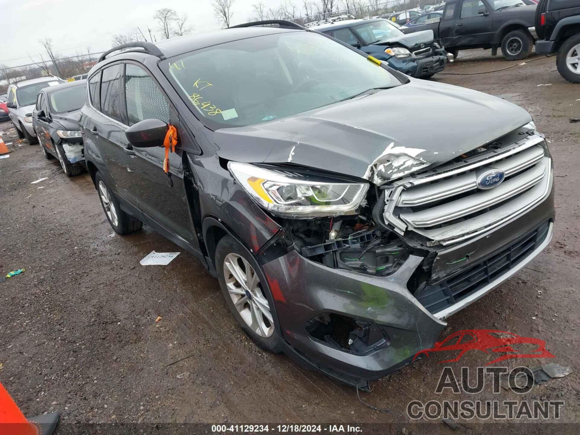 FORD ESCAPE 2018 - 1FMCU0HD1JUB82239