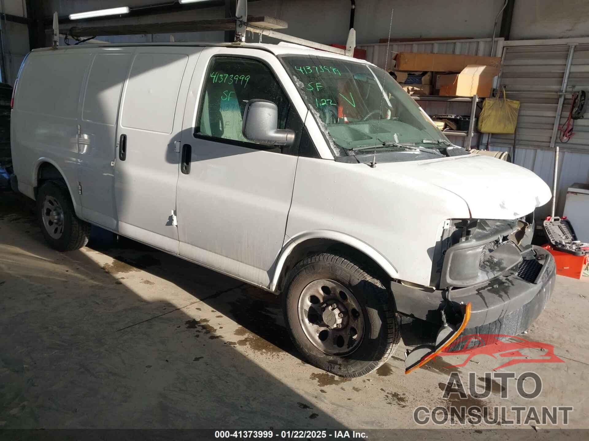 CHEVROLET EXPRESS 1500 2012 - 1GCSGAFX8C1108704