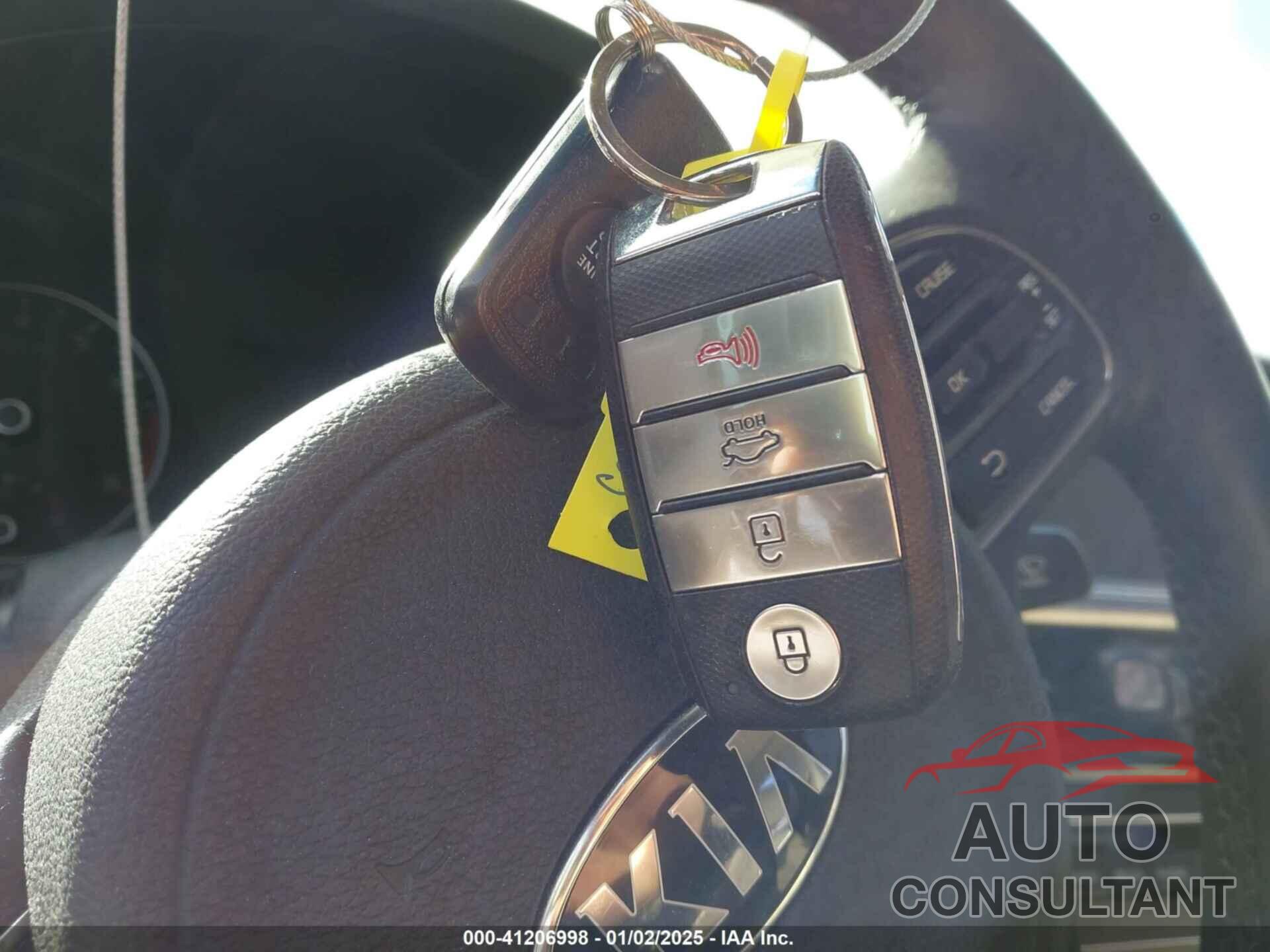 KIA OPTIMA 2017 - 5XXGU4L33HG153871