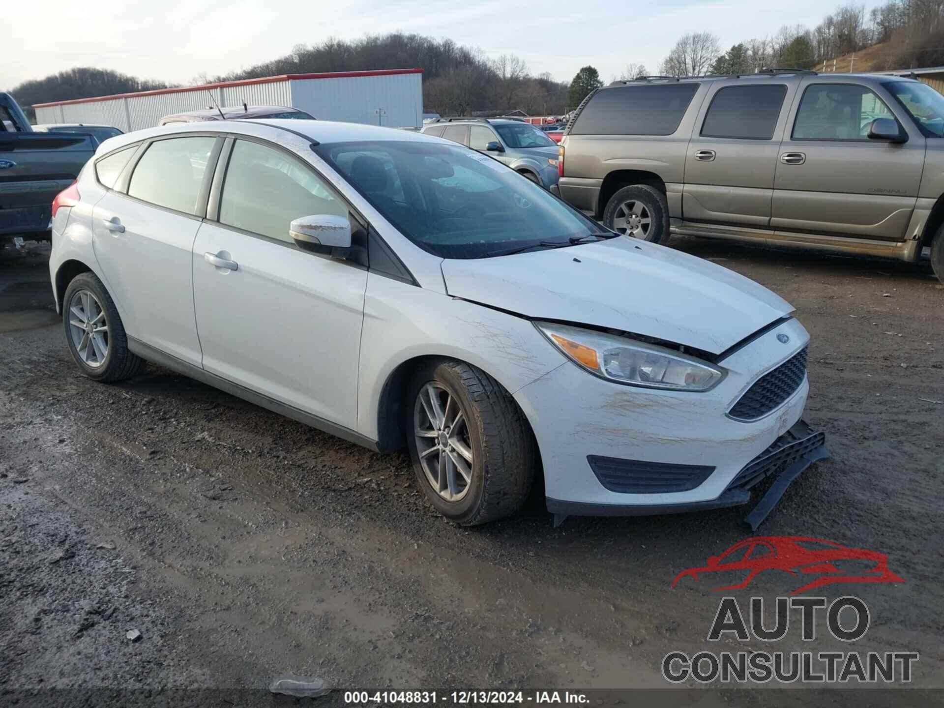 FORD FOCUS 2017 - 1FADP3K25HL214608