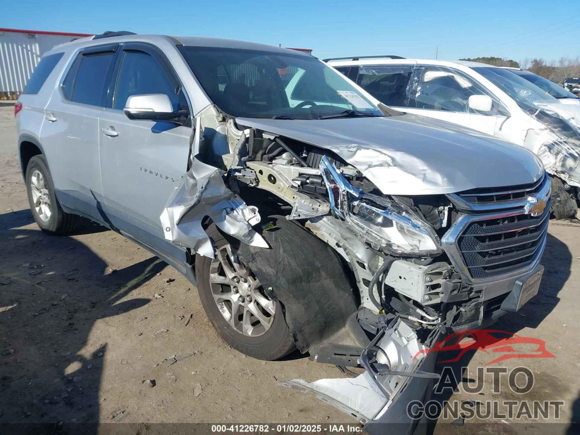 CHEVROLET TRAVERSE 2018 - 1GNERGKW3JJ187372