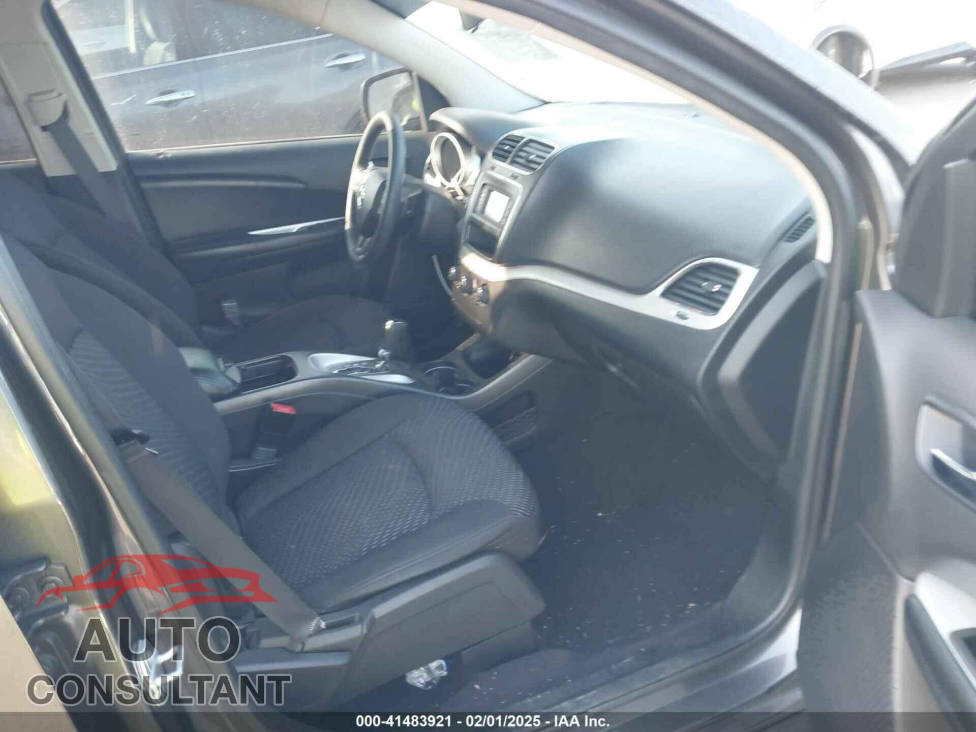 DODGE JOURNEY 2017 - 3C4PDCBG7HT591425