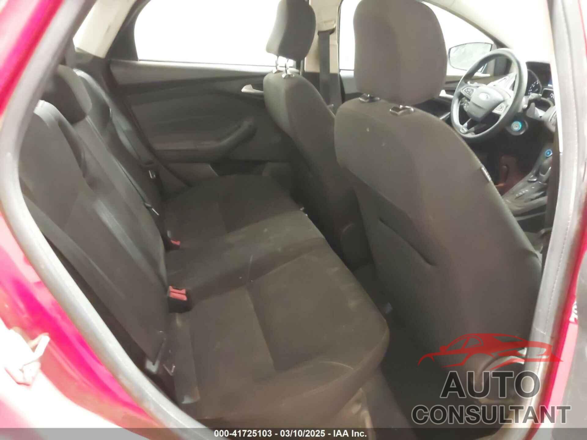 FORD FOCUS 2017 - 1FADP3F25HL231838
