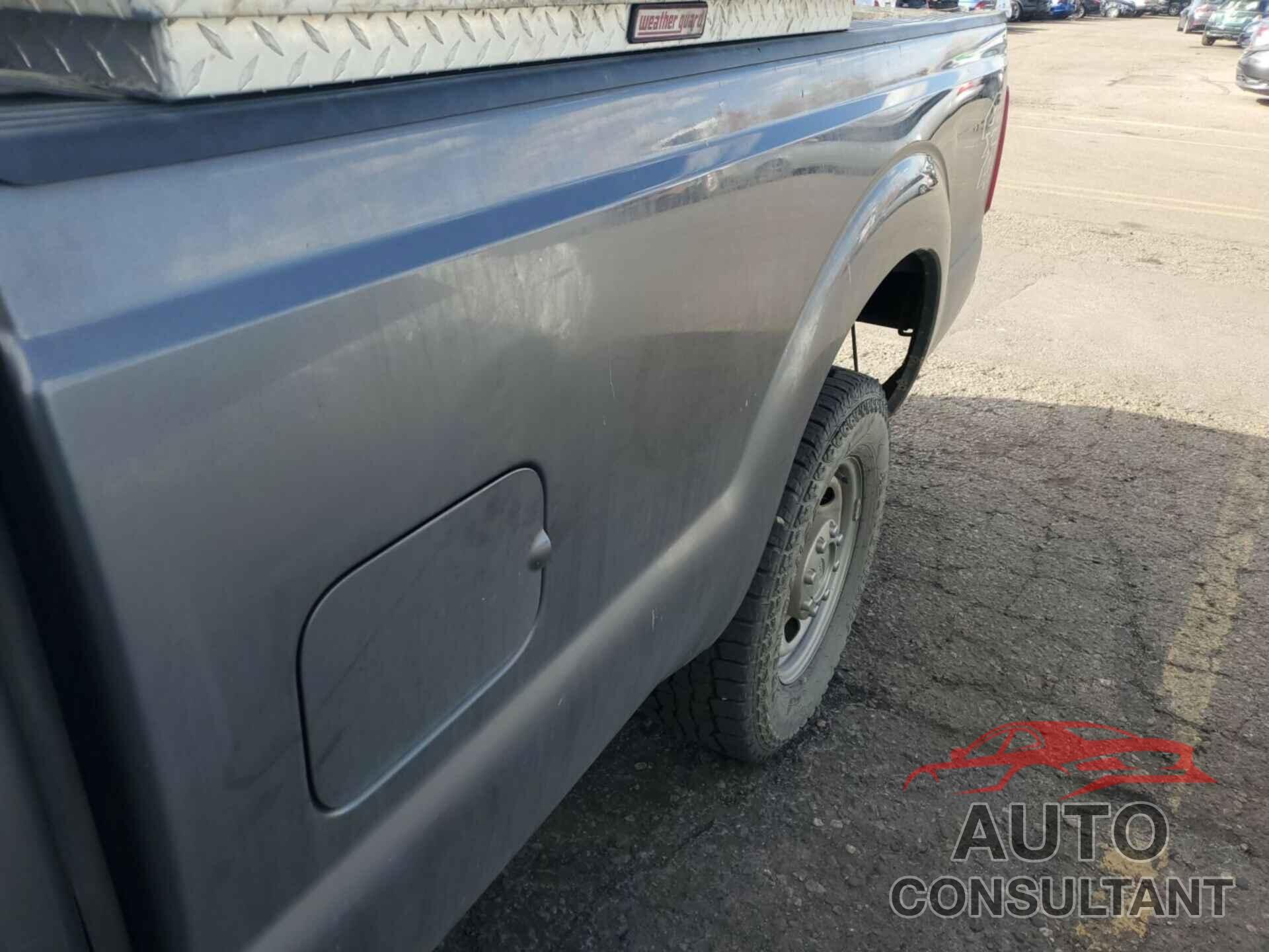 FORD F-250 2014 - 1FT7X2B61EEB53763