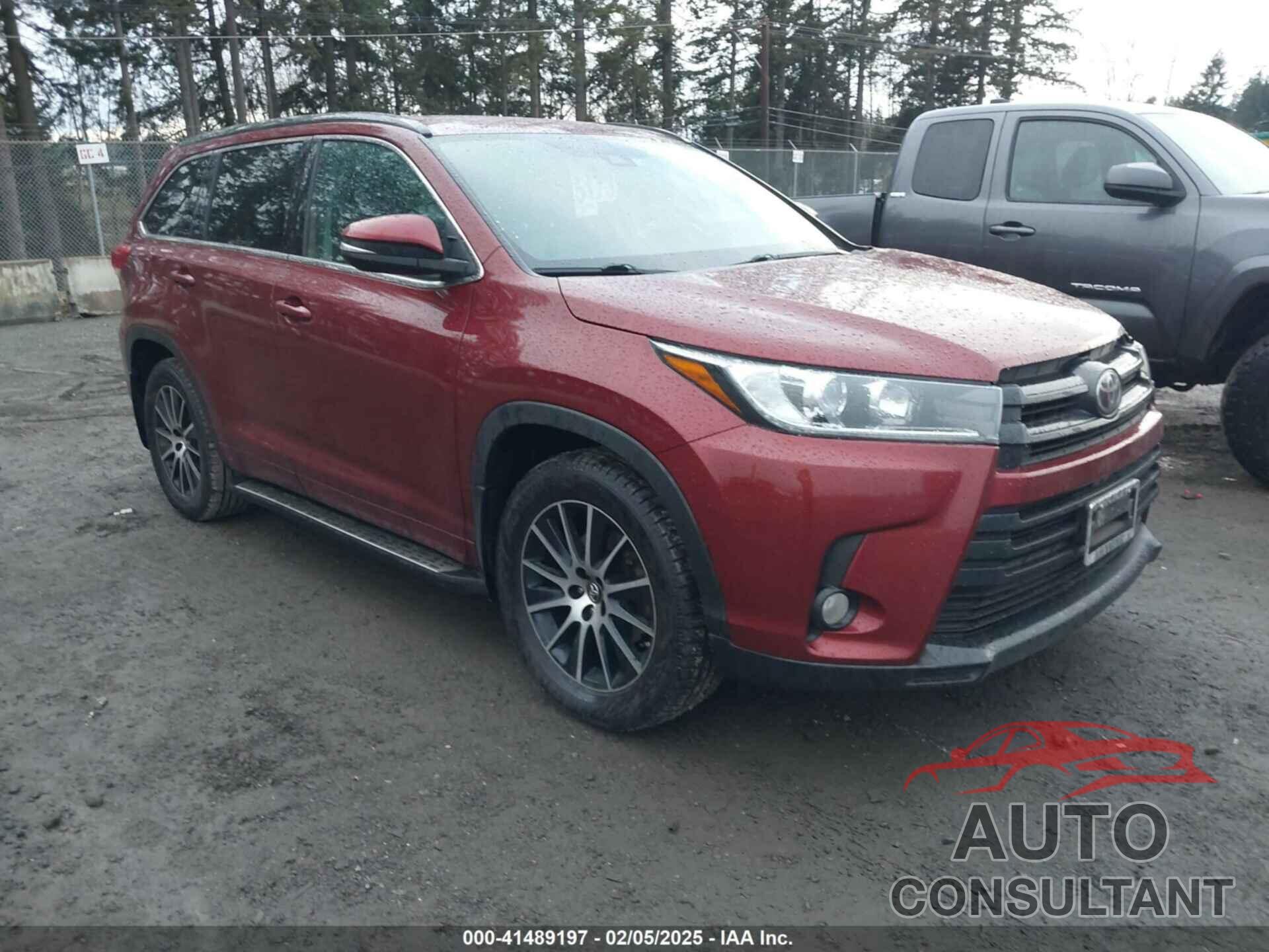 TOYOTA HIGHLANDER 2018 - 5TDJZRFH2JS883402