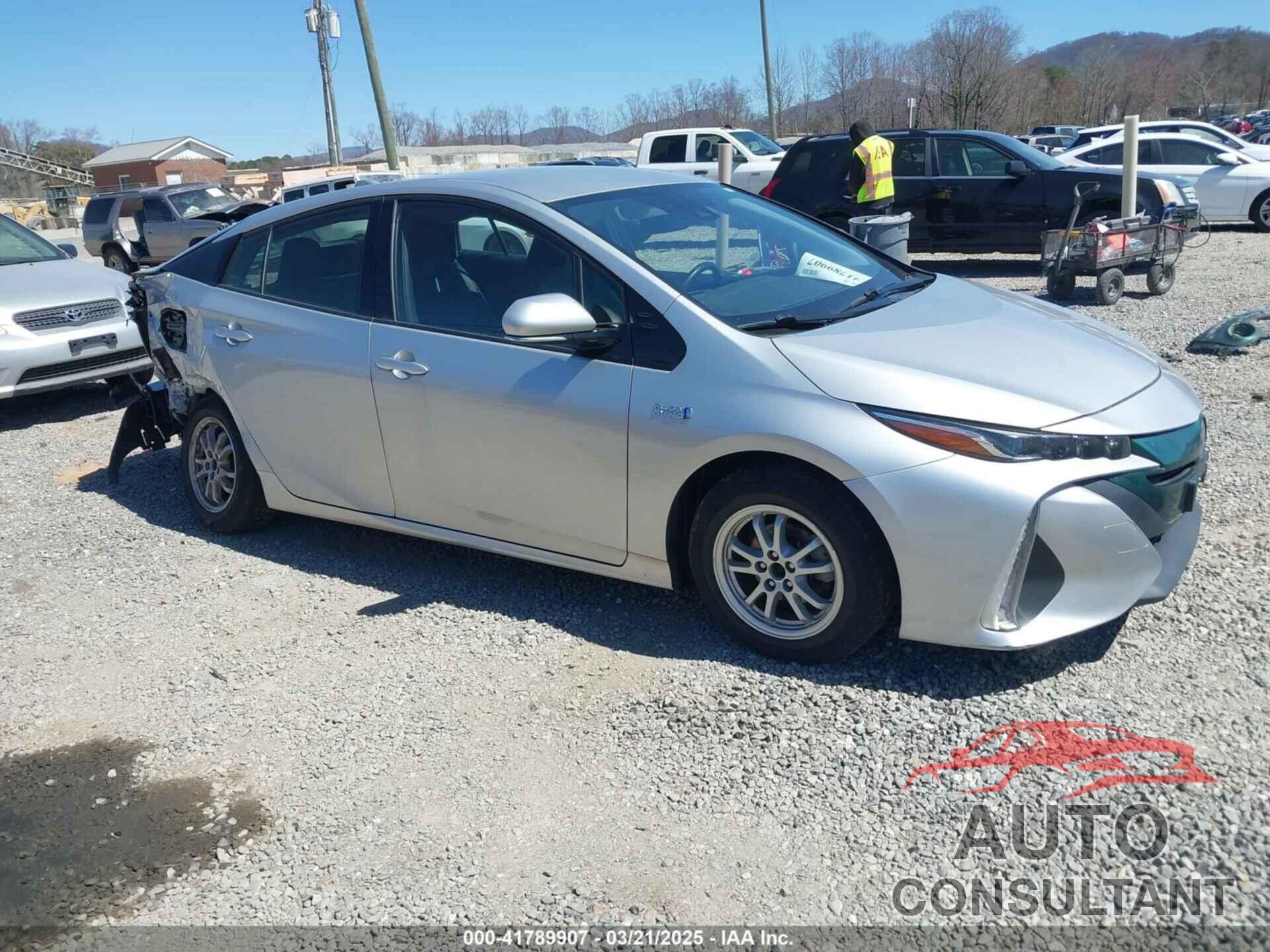 TOYOTA PRIUS PRIME 2017 - JTDKARFP0H3000802