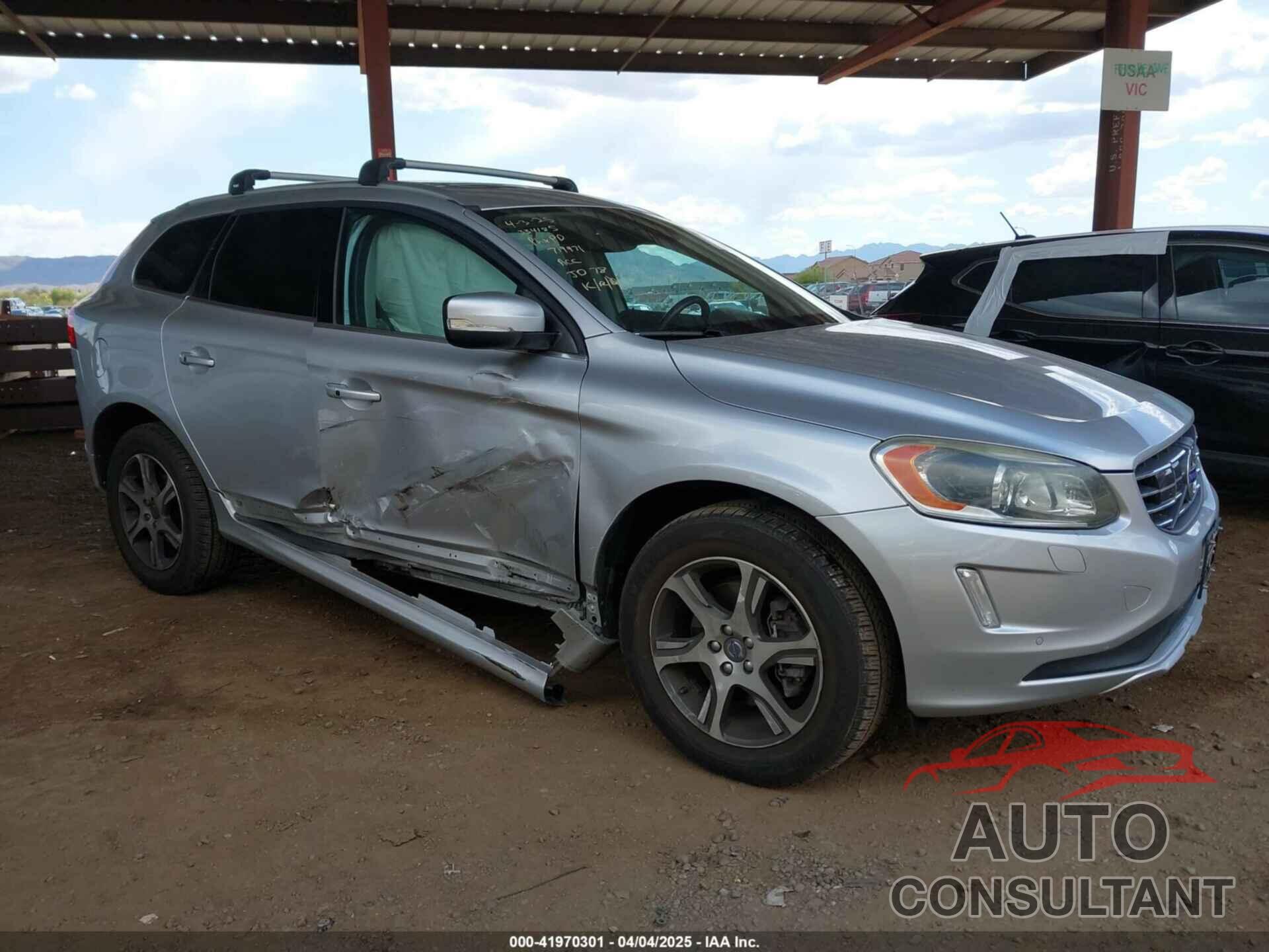 VOLVO XC60 2015 - YV4902RMXF2719971