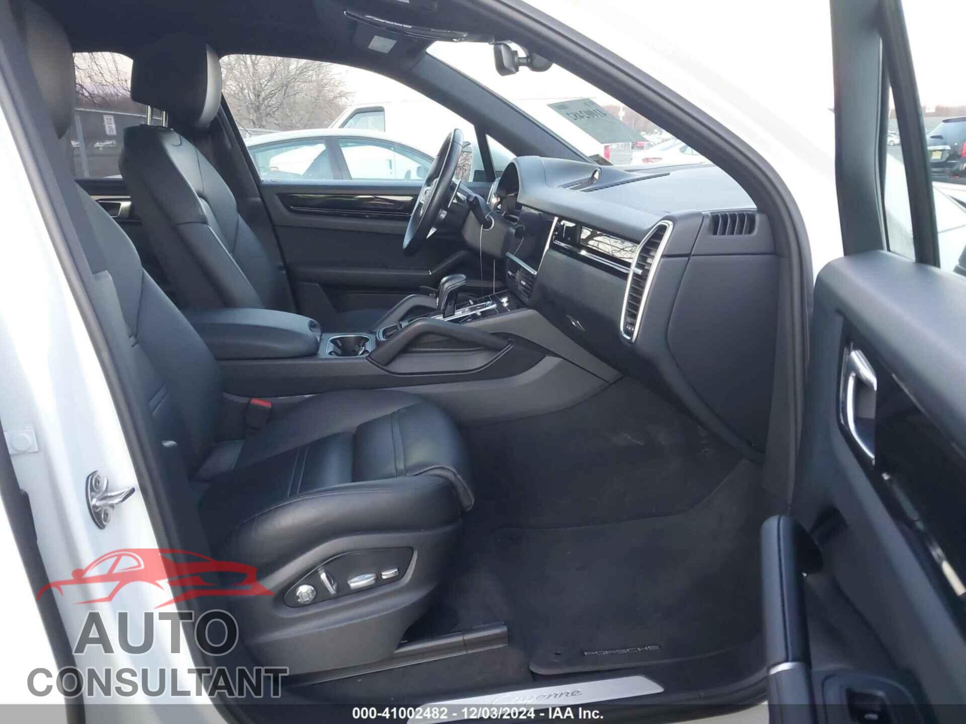 PORSCHE CAYENNE 2019 - WP1AA2AY0KDA11706