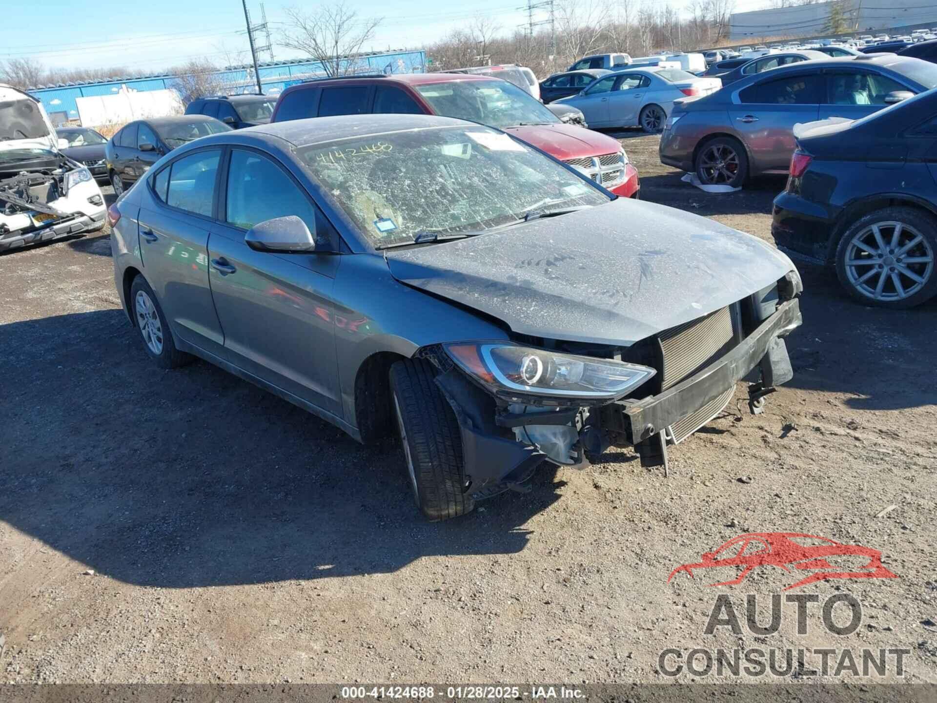 HYUNDAI ELANTRA 2018 - KMHD74LF4JU594456