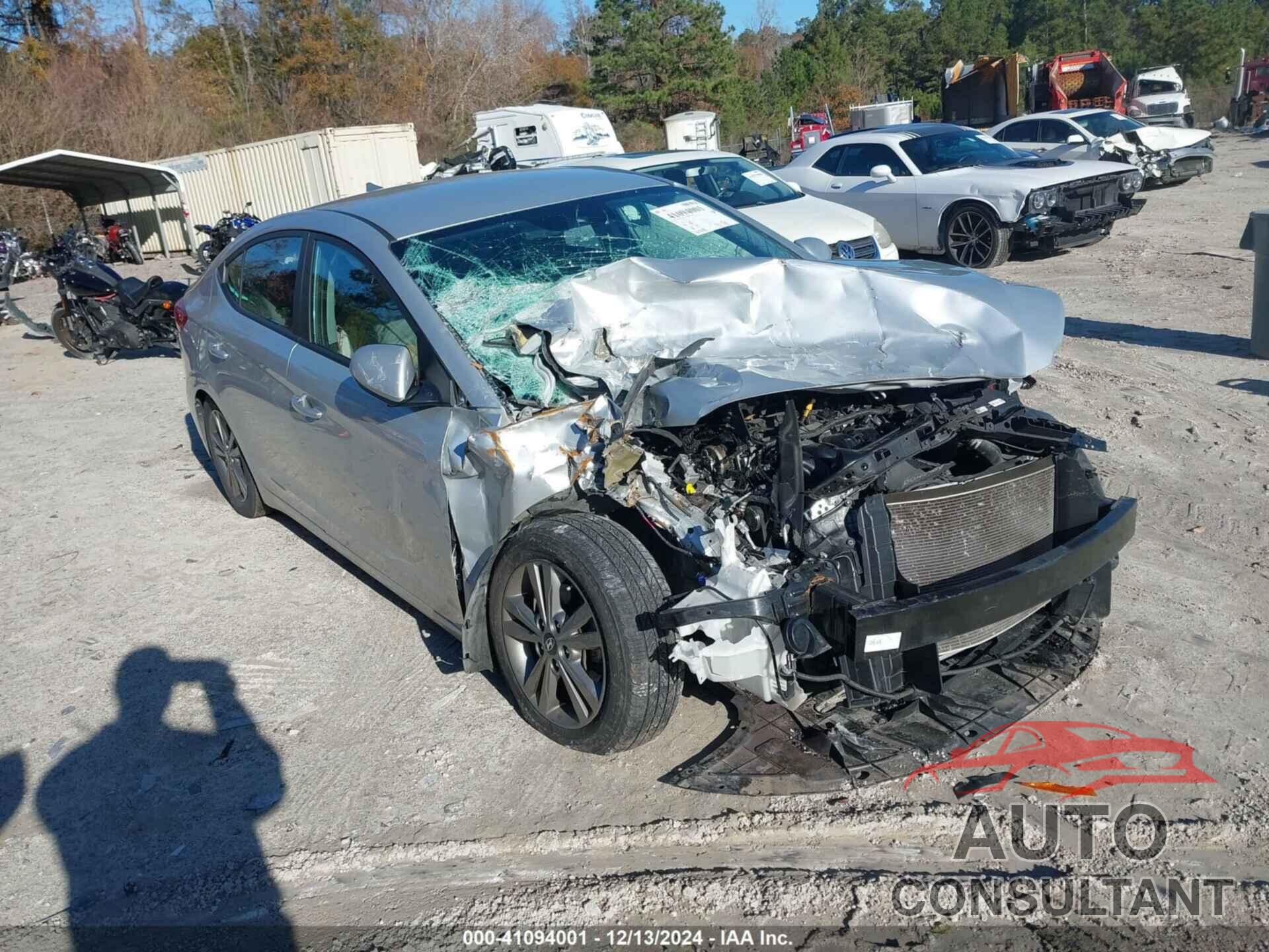HYUNDAI ELANTRA 2018 - 5NPD84LF1JH374798