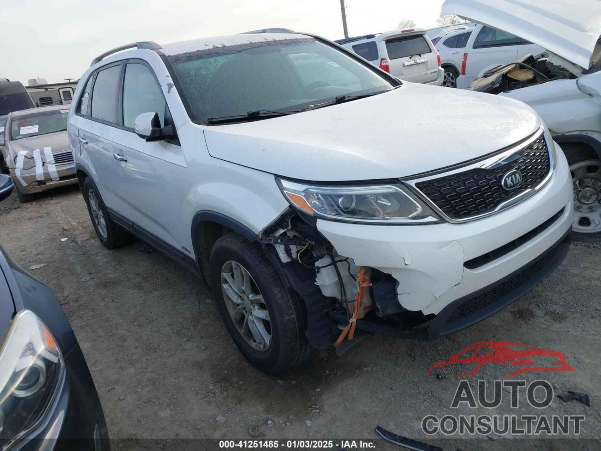 KIA SORENTO 2015 - 5XYKTCA66FG609908