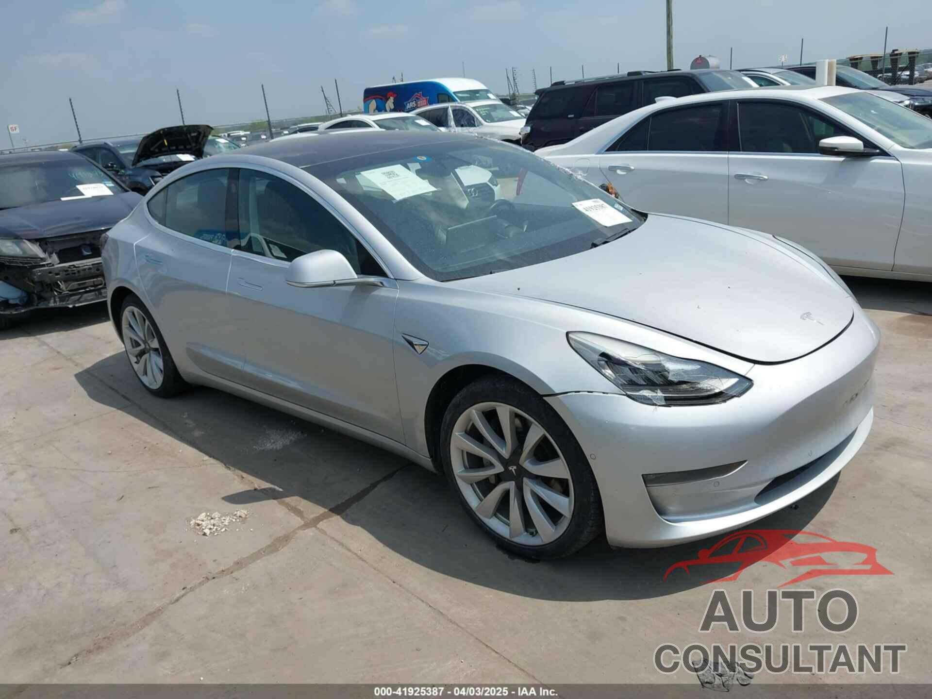 TESLA MODEL 3 2018 - 5YJ3E1EAXJF060683