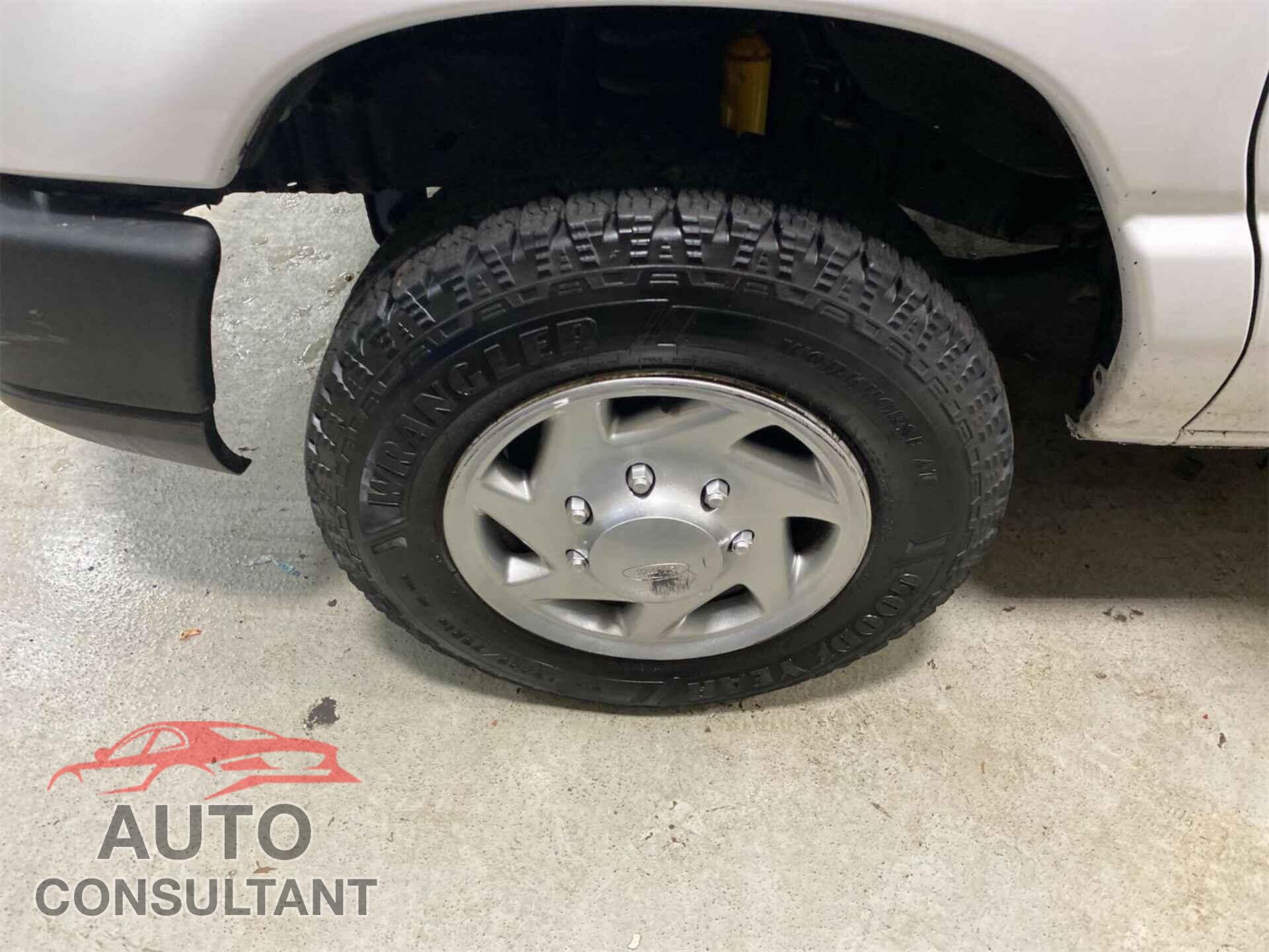 FORD E-150 2013 - 1FTNE1EW6DDB06283