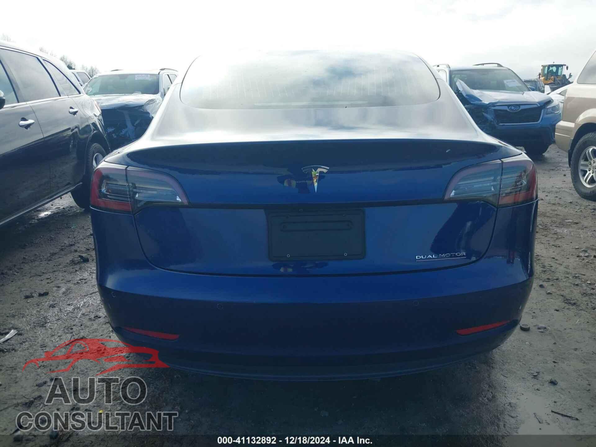 TESLA MODEL 3 2019 - 5YJ3E1EA2KF411846
