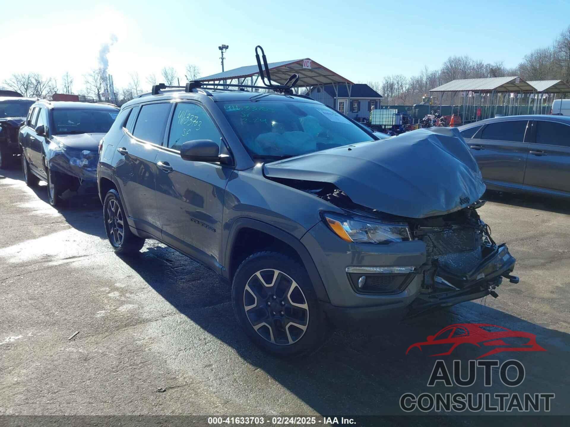 JEEP COMPASS 2019 - 3C4NJDAB9KT734409