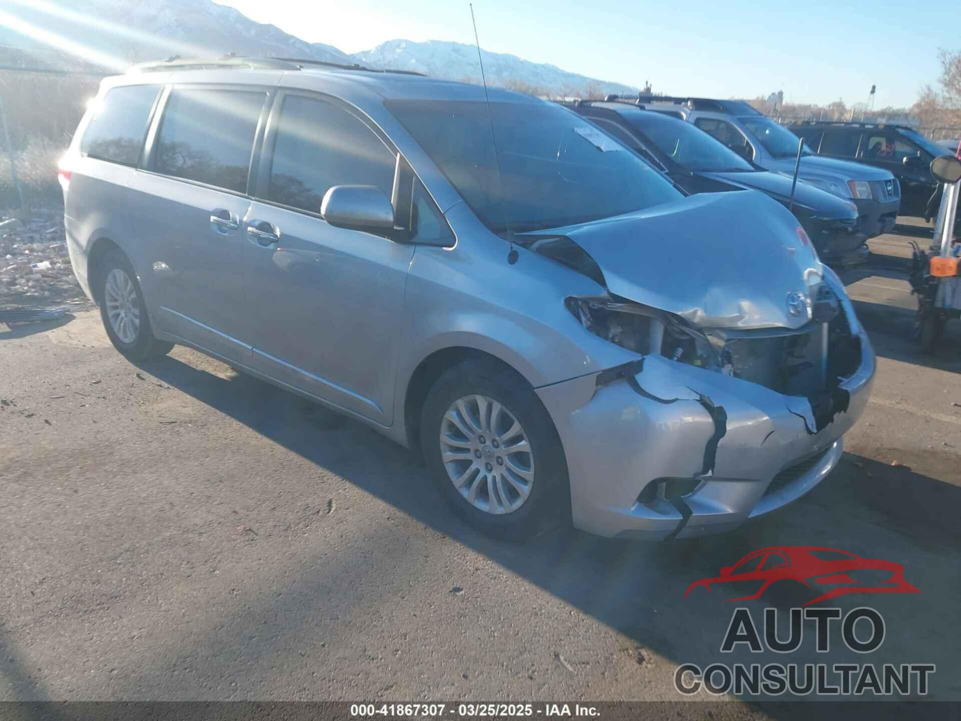 TOYOTA SIENNA 2014 - 5TDYK3DC9ES508300
