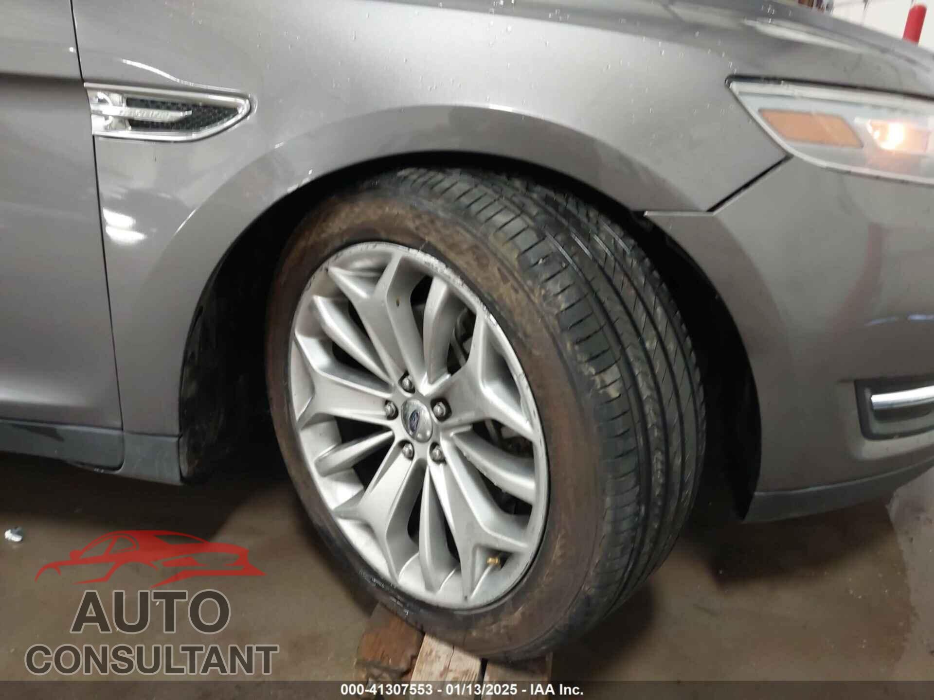FORD TAURUS 2013 - 1FAHP2F82DG206415
