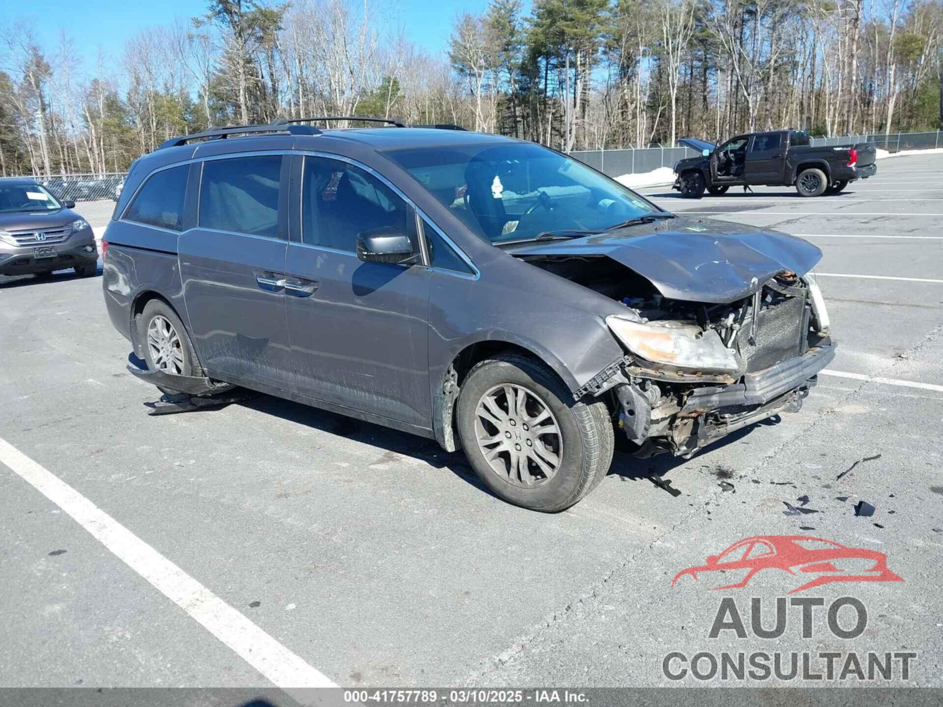 HONDA ODYSSEY 2013 - 5FNRL5H64DB050525