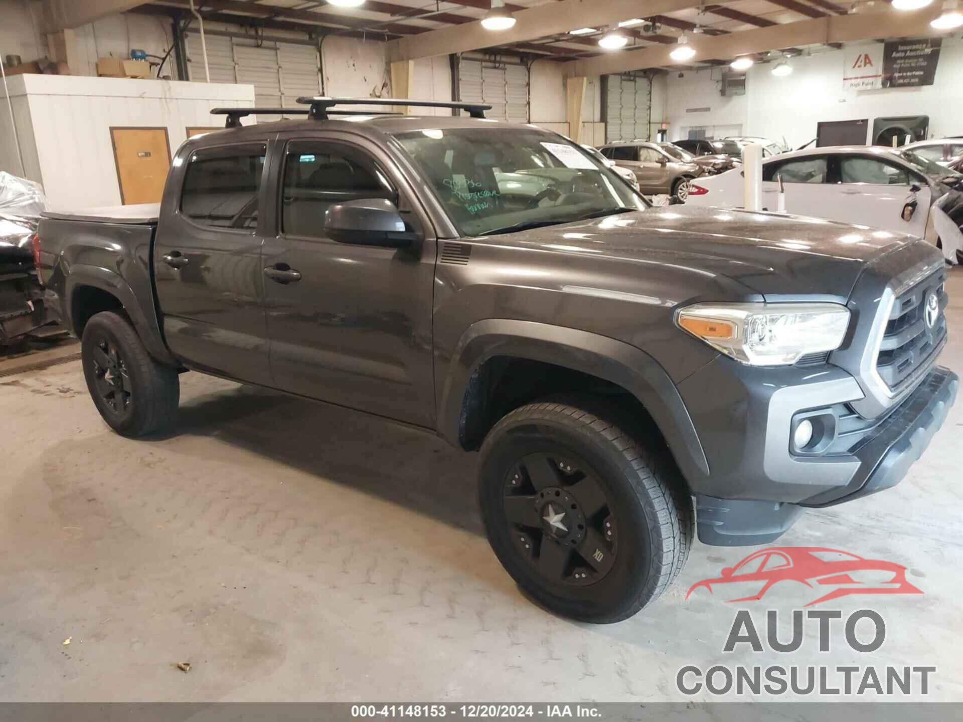 TOYOTA TACOMA 2017 - 5TFAZ5CNXHX038370