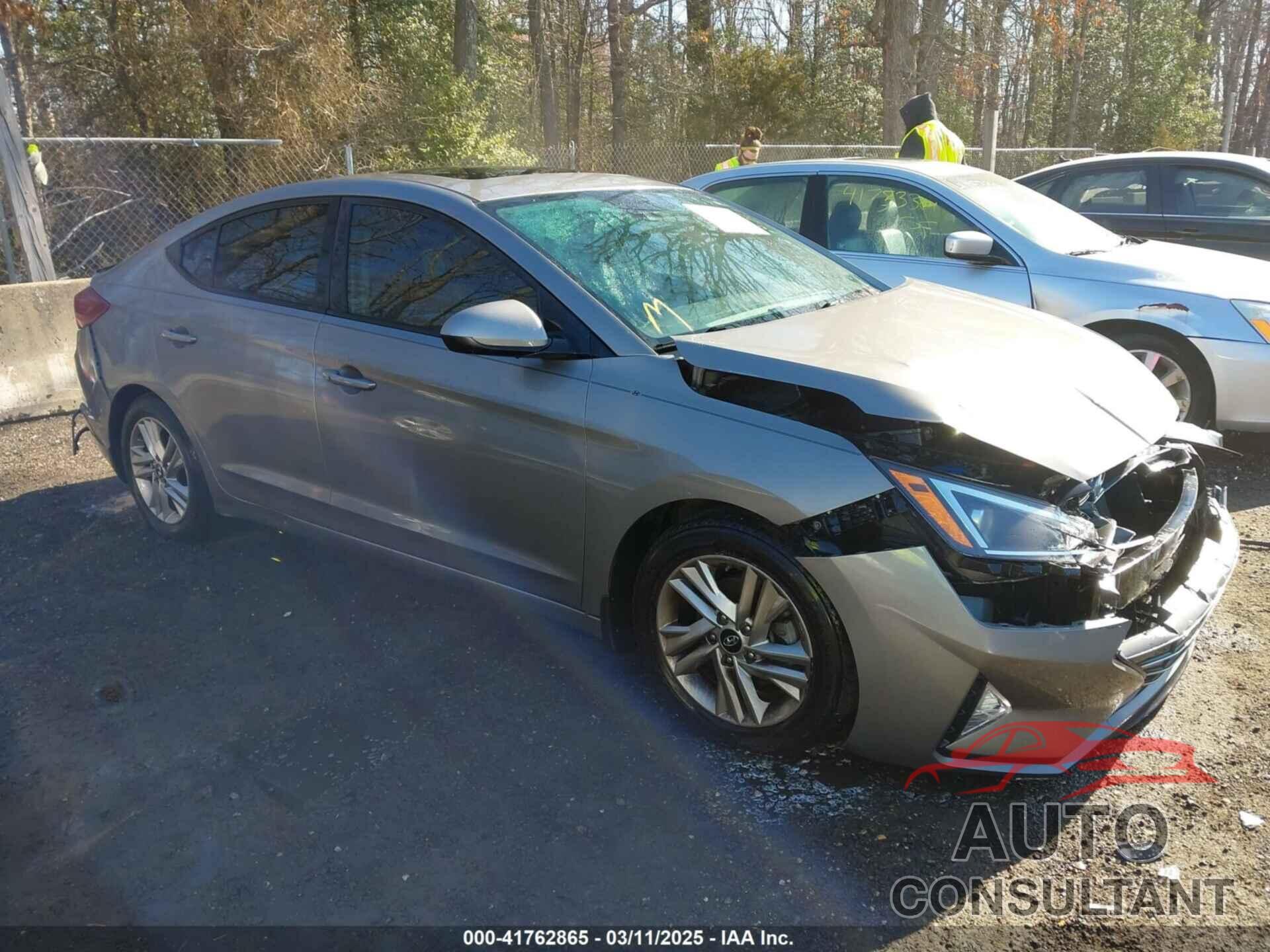 HYUNDAI ELANTRA 2020 - KMHD84LF5LU073035