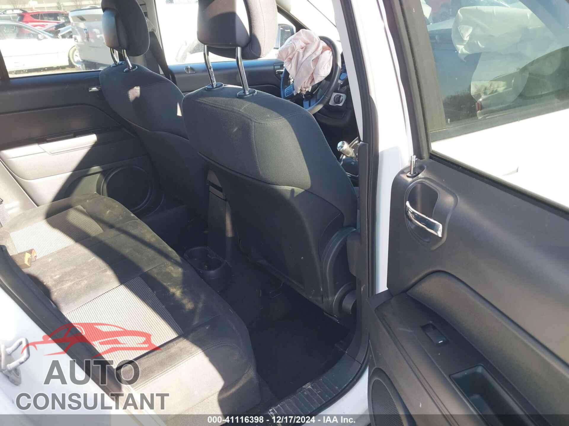 JEEP COMPASS 2012 - 1C4NJCEB6CD686556