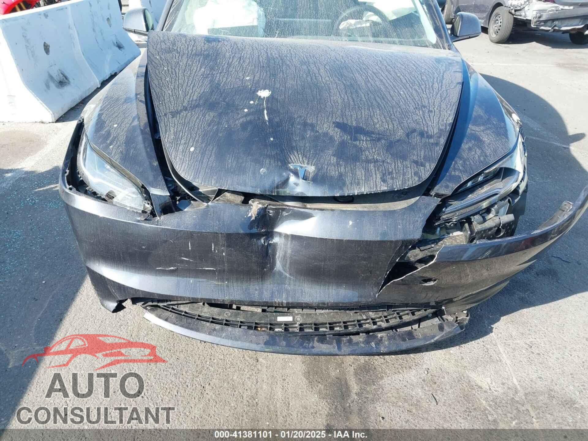 TESLA MODEL 3 2024 - 5YJ3E1EA1RF745909