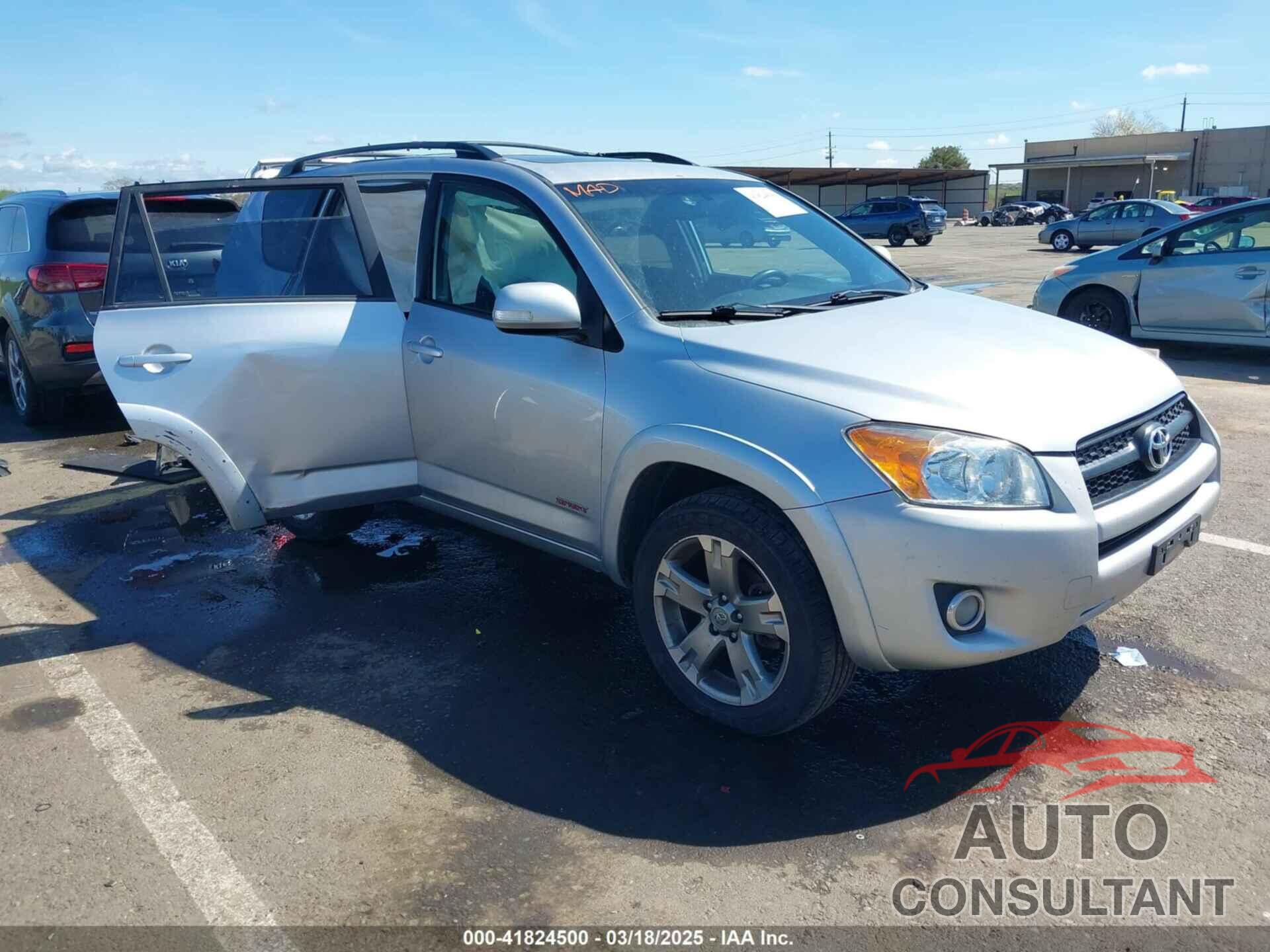 TOYOTA RAV4 2010 - JTMRK4DV9A5085407