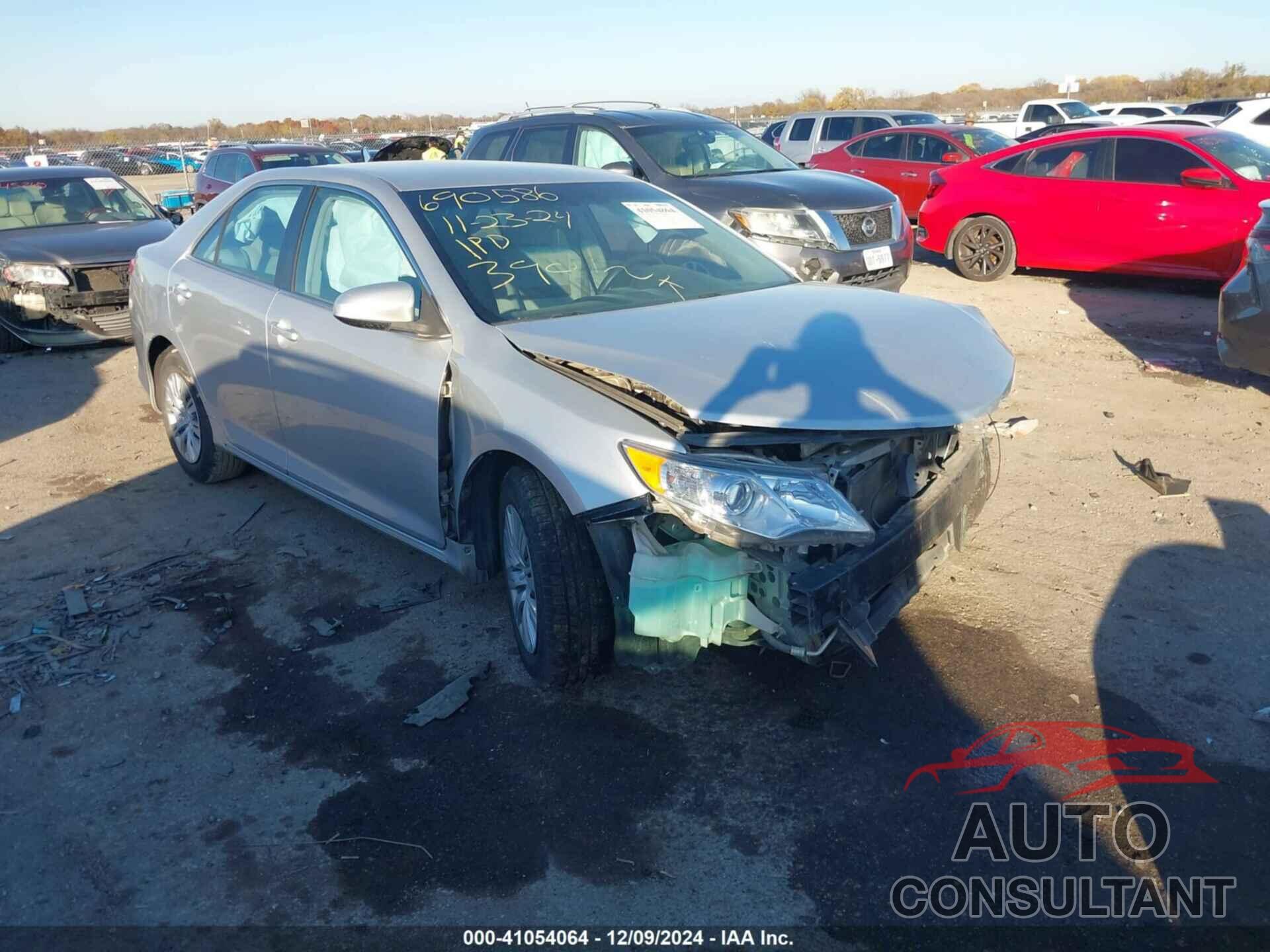 TOYOTA CAMRY 2014 - 4T4BF1FK2ER383611