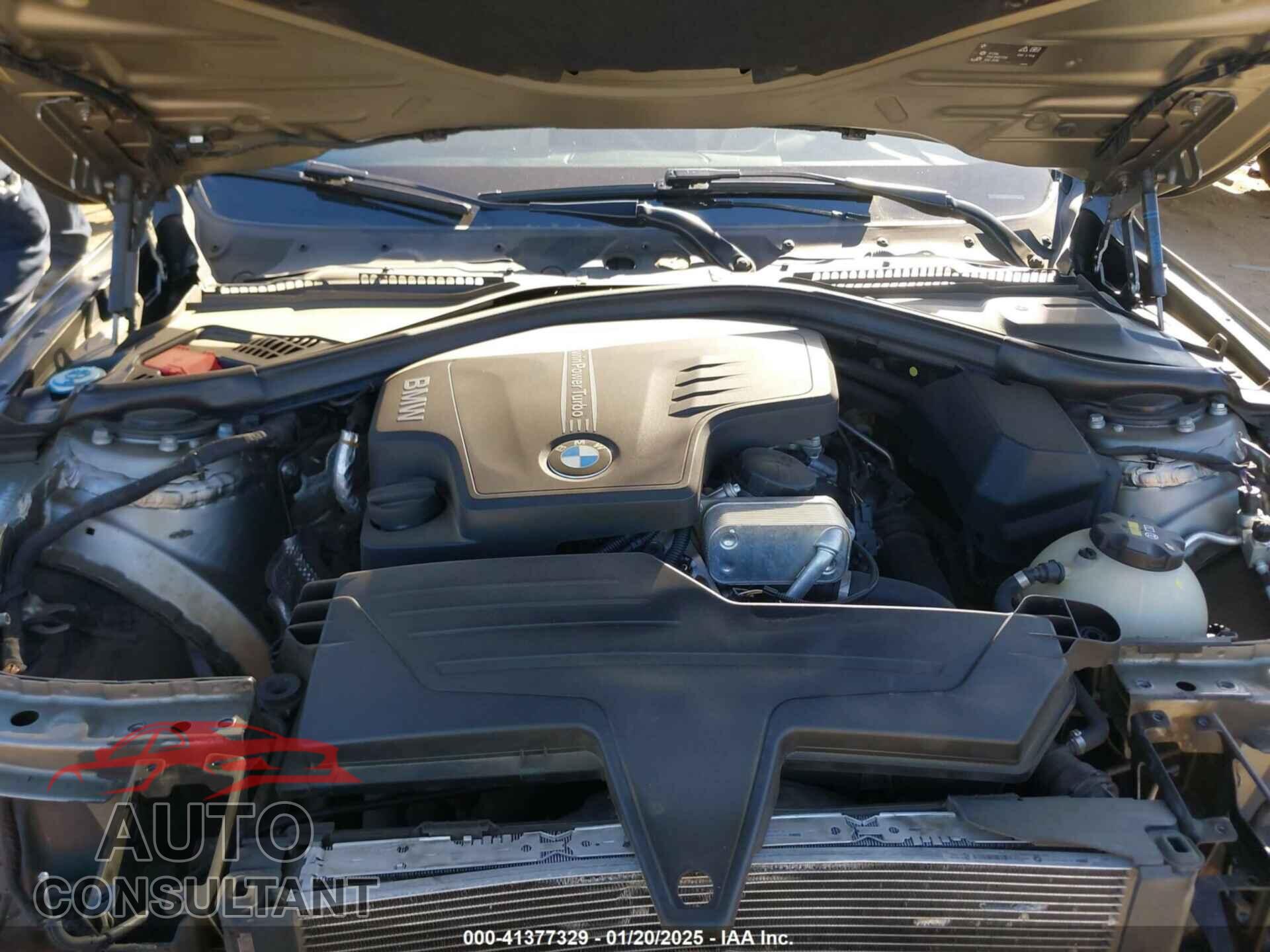 BMW 320I 2016 - WBA8E1G56GNU12087