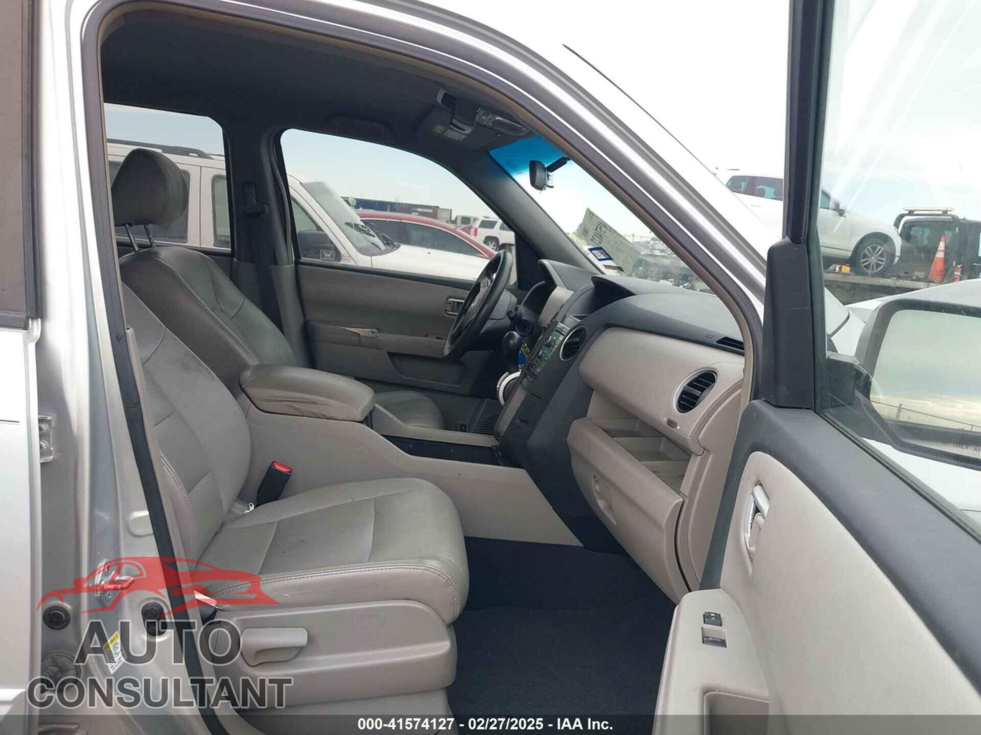 HONDA PILOT 2009 - 5FNYF38459B024058