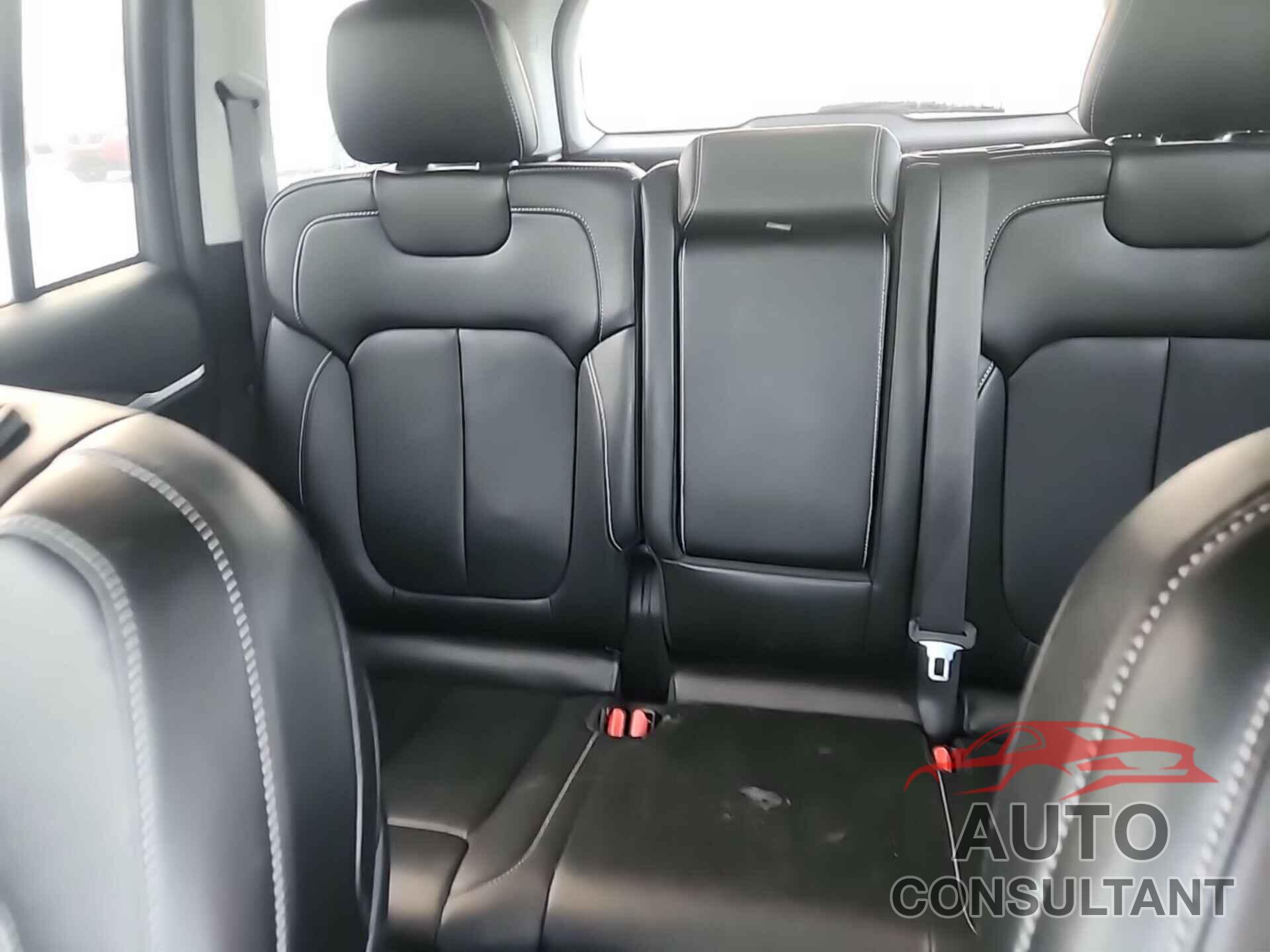 JEEP GRAND CHEROKEE 2022 - 1C4RJHBG5N8553121