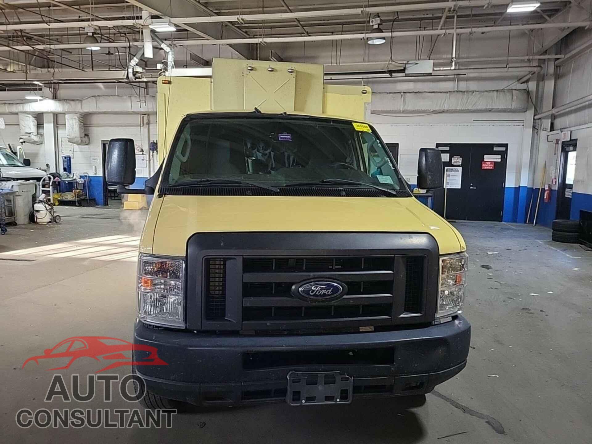 FORD ECONOLINE 2019 - 1FDXE4FS2KDC57717
