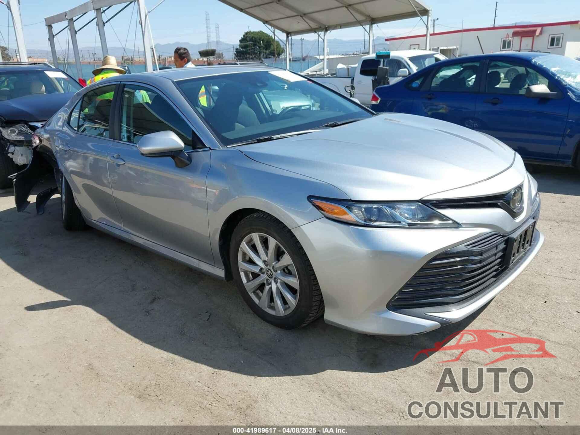 TOYOTA CAMRY 2020 - 4T1C11AKXLU366749