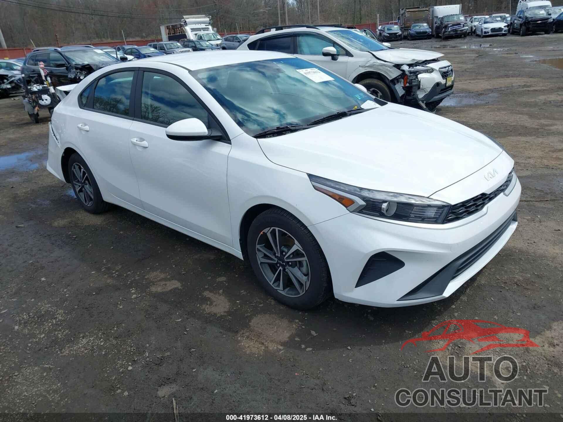 KIA FORTE 2023 - 3KPF24AD2PE694057