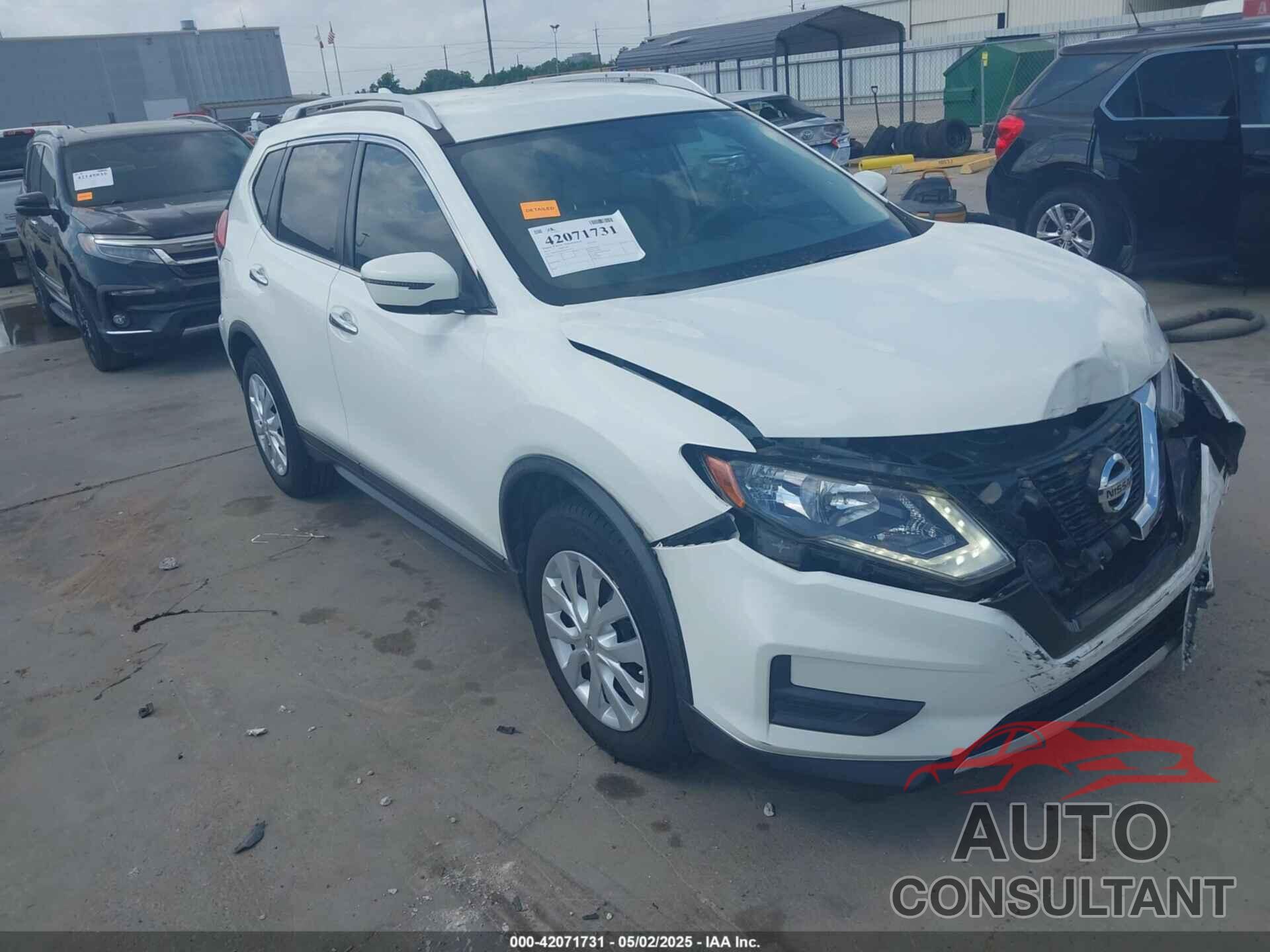 NISSAN ROGUE 2017 - JN8AT2MTXHW135107
