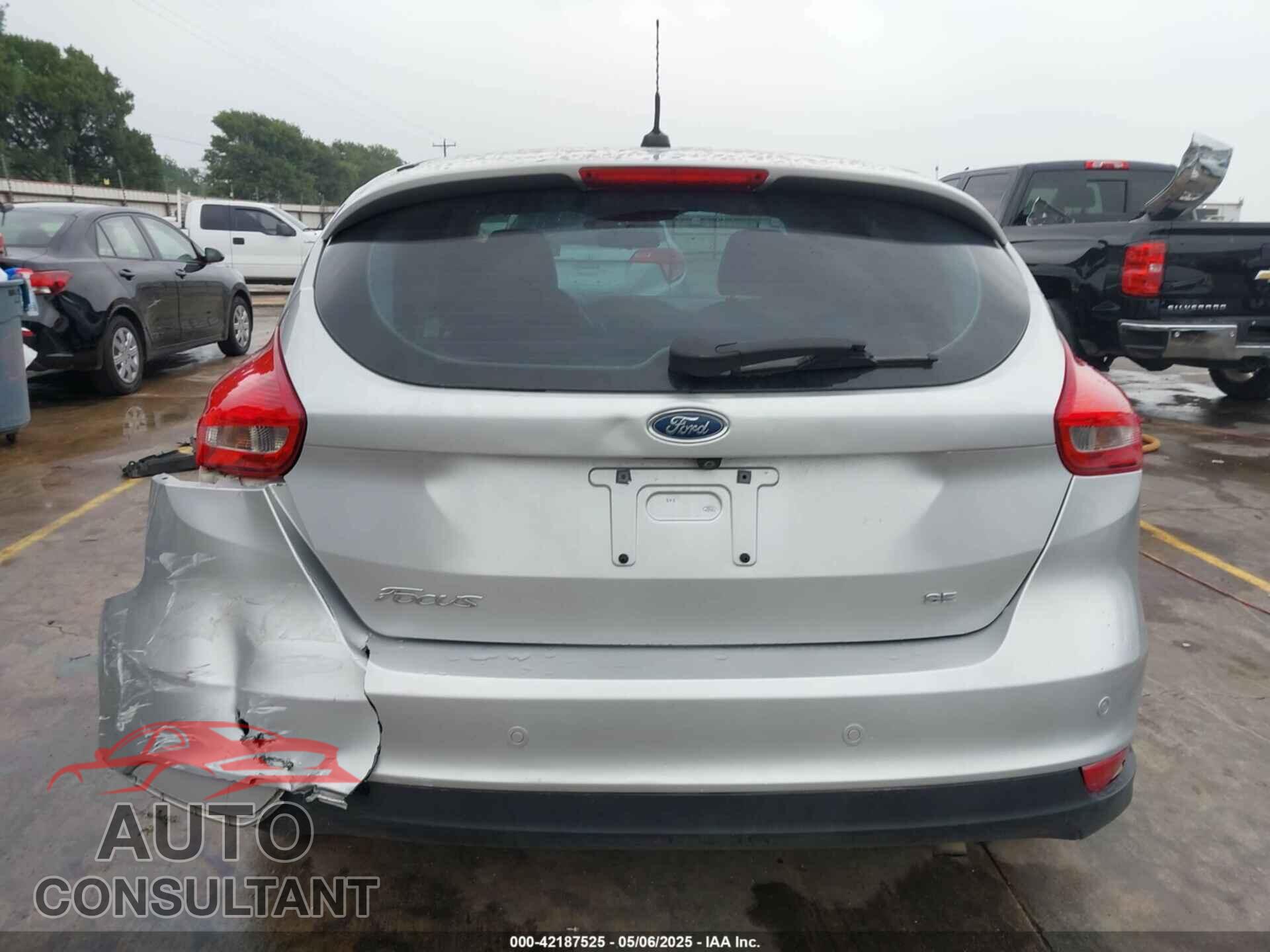 FORD FOCUS 2016 - 1FADP3K21GL321685