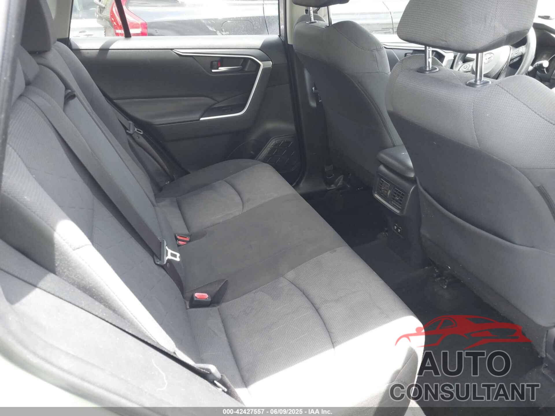 TOYOTA RAV4 2019 - JTMW1RFV1KD505216
