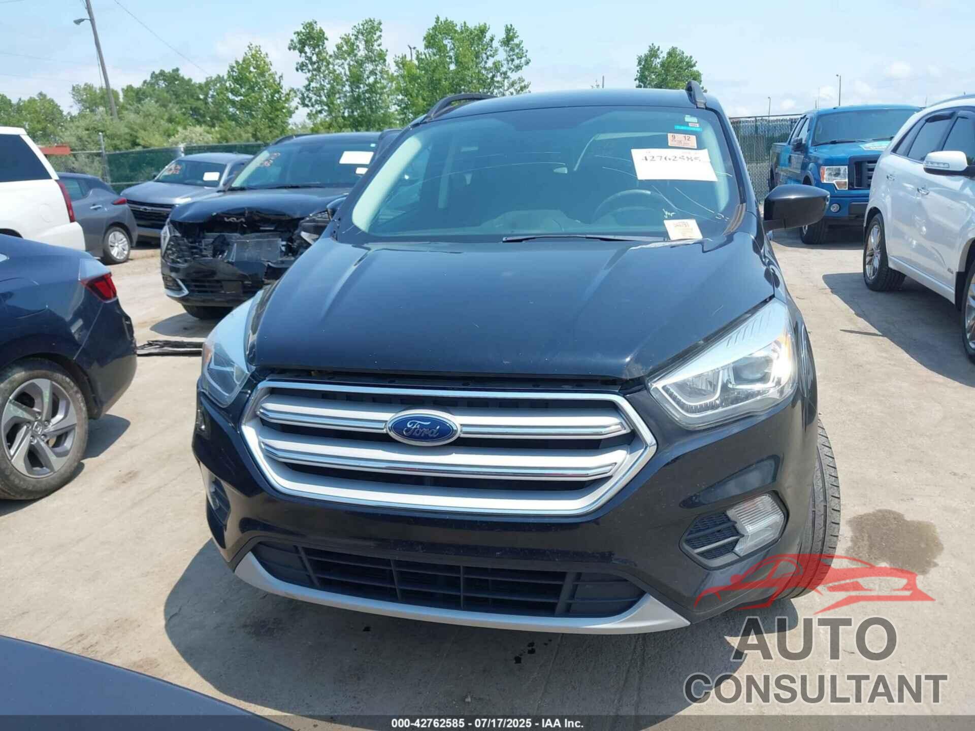 FORD ESCAPE 2018 - 1FMCU9HD4JUB30852