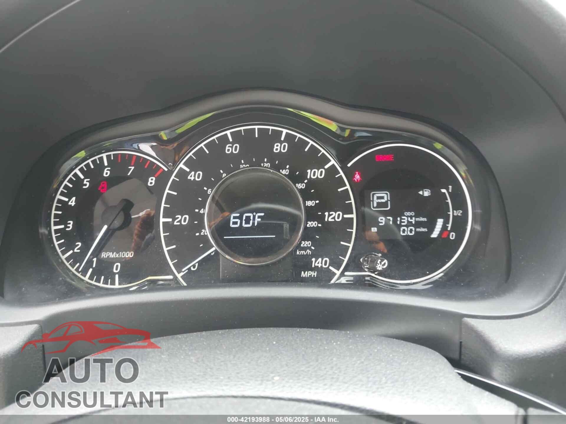NISSAN VERSA NOTE 2017 - 3N1CE2CP1HL379563