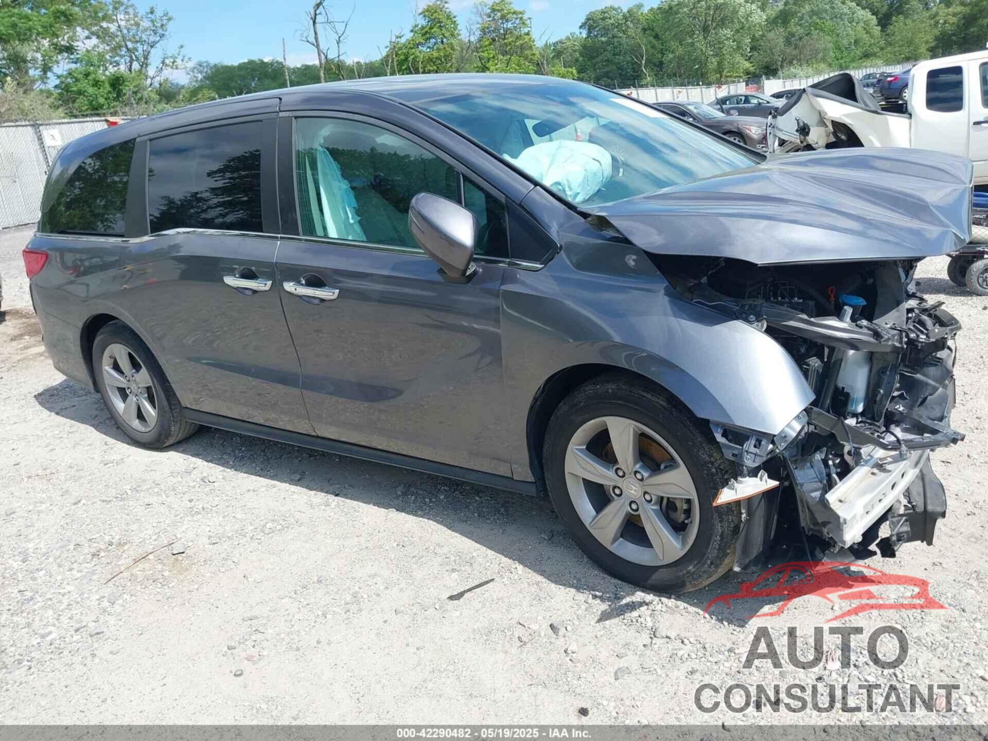 HONDA ODYSSEY 2018 - 5FNRL6H76JB025166