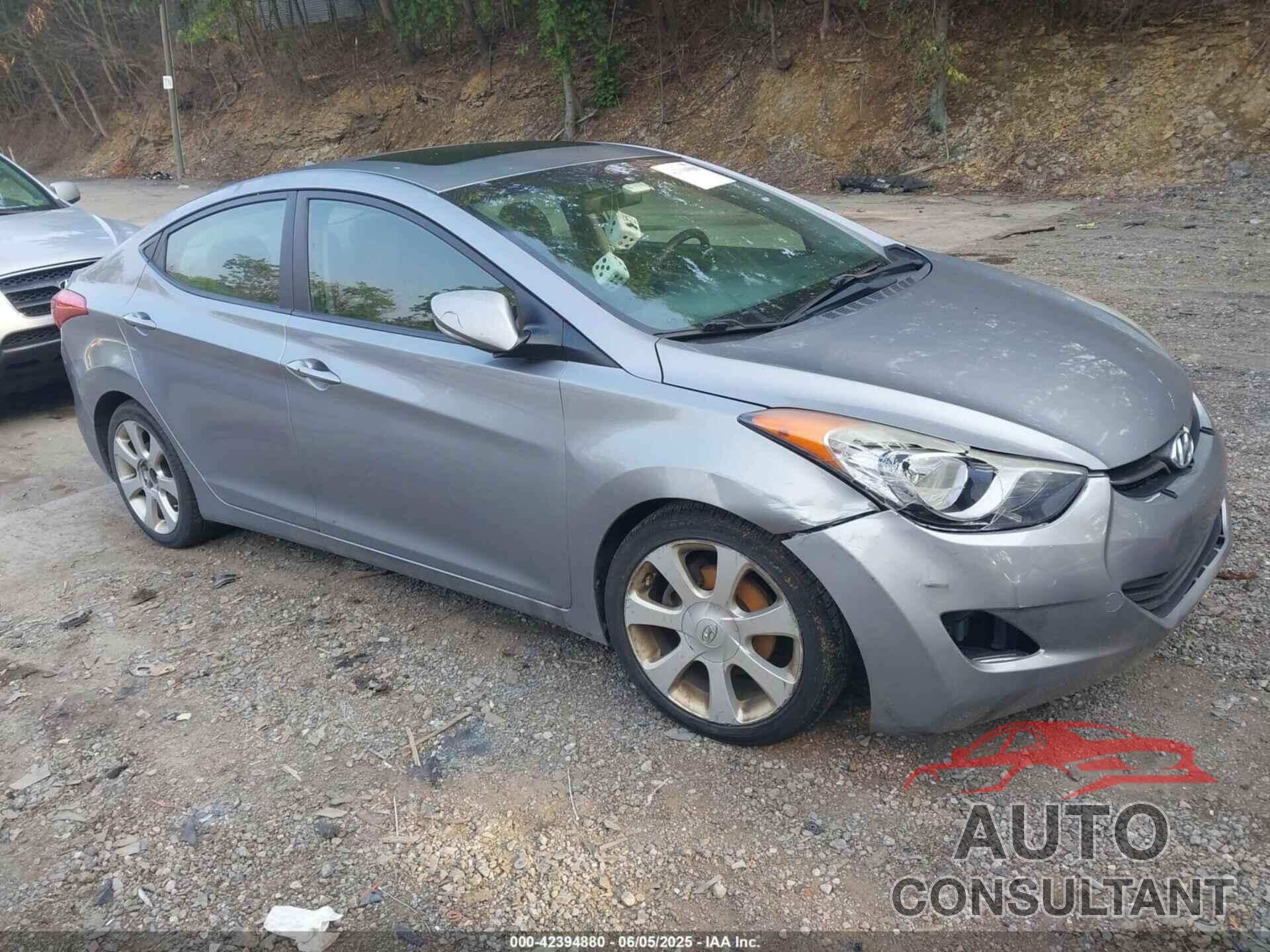 HYUNDAI ELANTRA 2012 - KMHDH4AE0CU374001