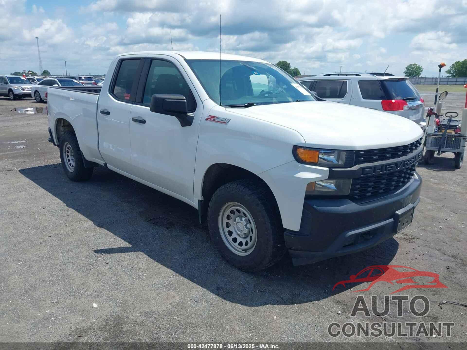 CHEVROLET SILVERADO 1500 2020 - 1GCRYAEF7LZ150786