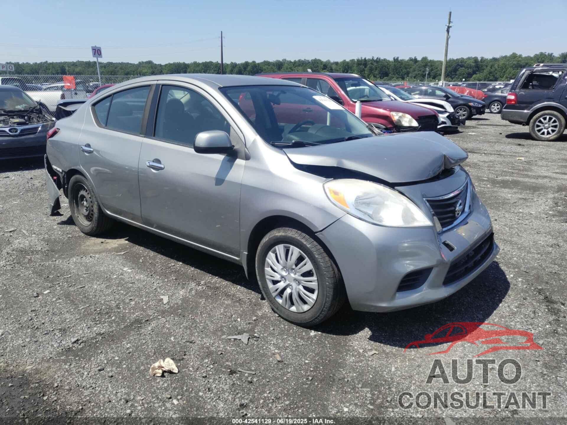 NISSAN VERSA 2014 - 3N1CN7AP4EL819626