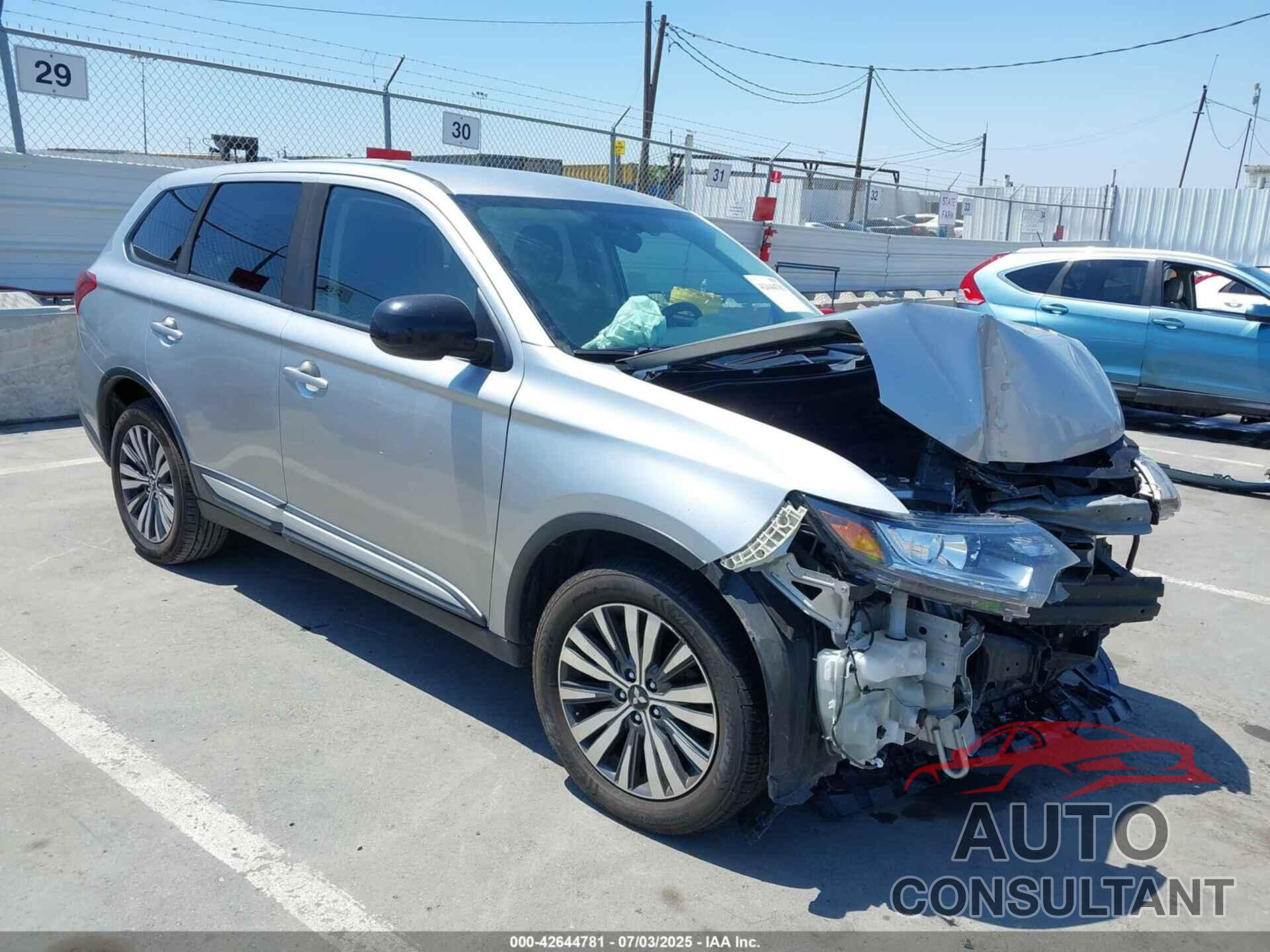 MITSUBISHI OUTLANDER 2020 - JA4AD2A32LJ001804