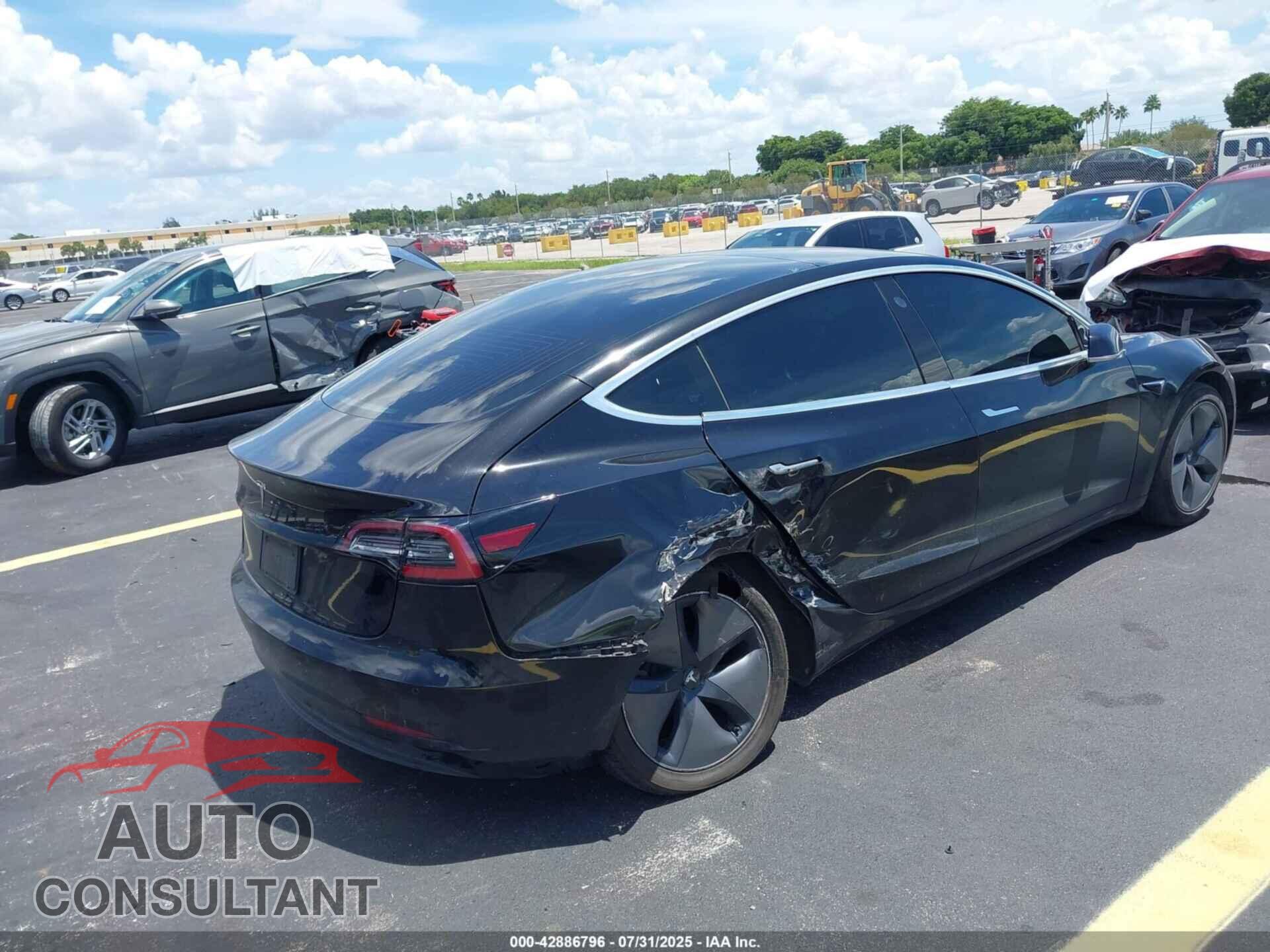 TESLA MODEL 3 2018 - 5YJ3E1EA7JF171692