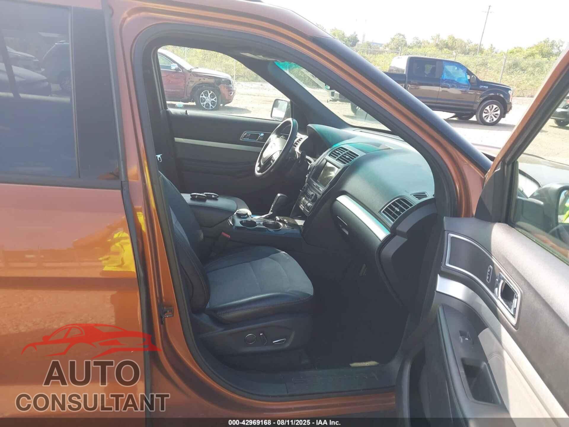 FORD EXPLORER 2017 - 1FM5K8D88HGB44571