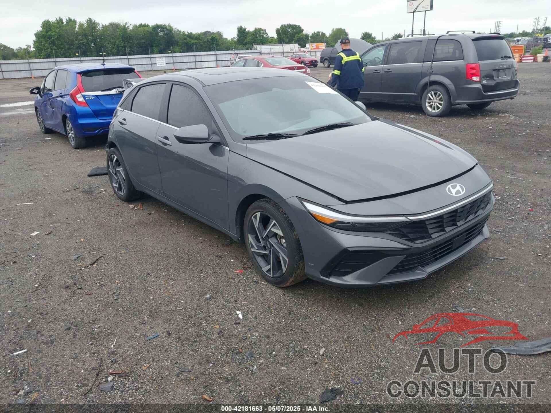 HYUNDAI ELANTRA 2024 - KMHLS4DG7RU822284