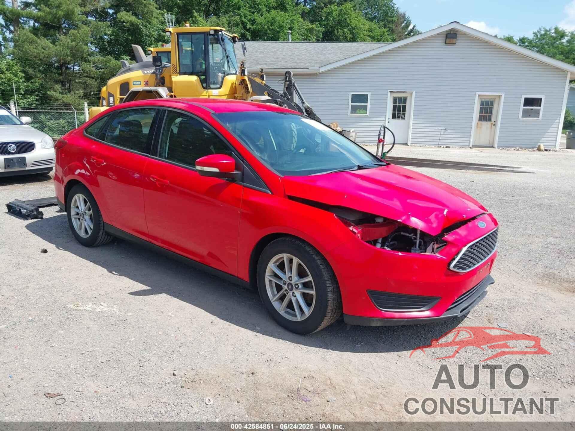 FORD FOCUS 2015 - 1FADP3F20FL318107