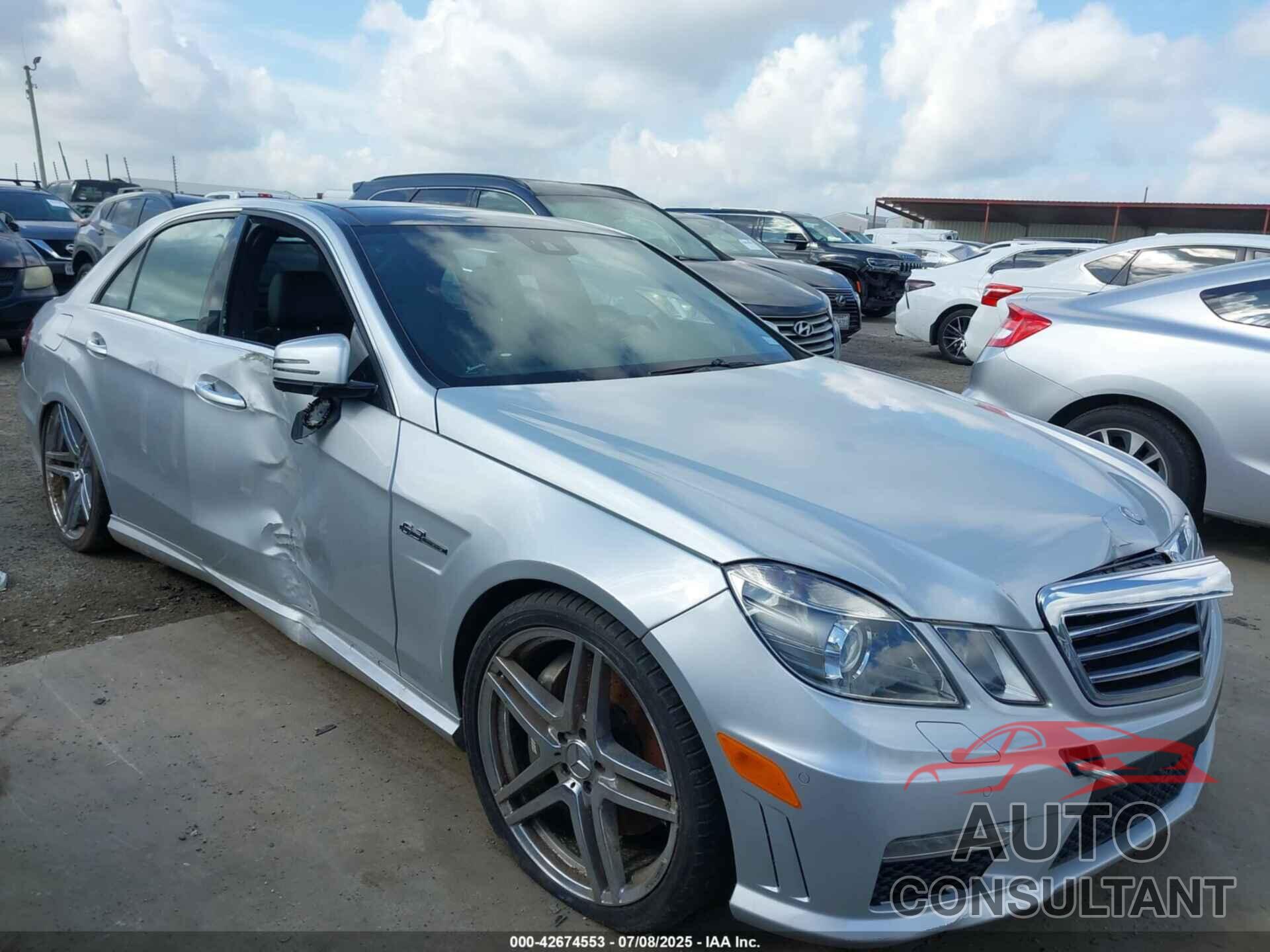 MERCEDES-BENZ E 63 AMG 2011 - WDDHF7HB8BA356599