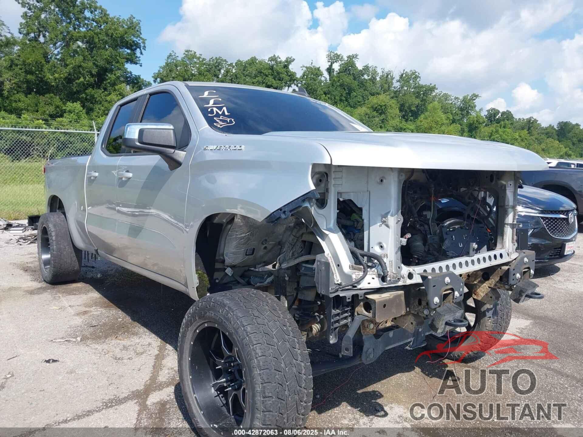 CHEVROLET SILVERADO 1500 2020 - 1GCRYDED2LZ164627